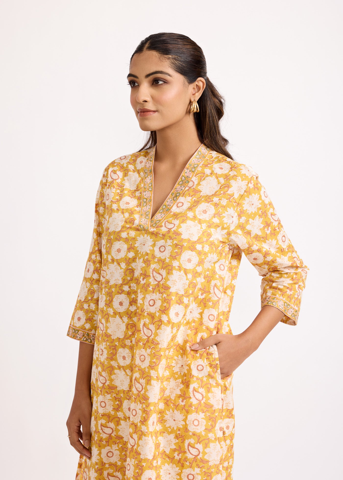 Laavanya Printed Cotton Kurta - Yellow