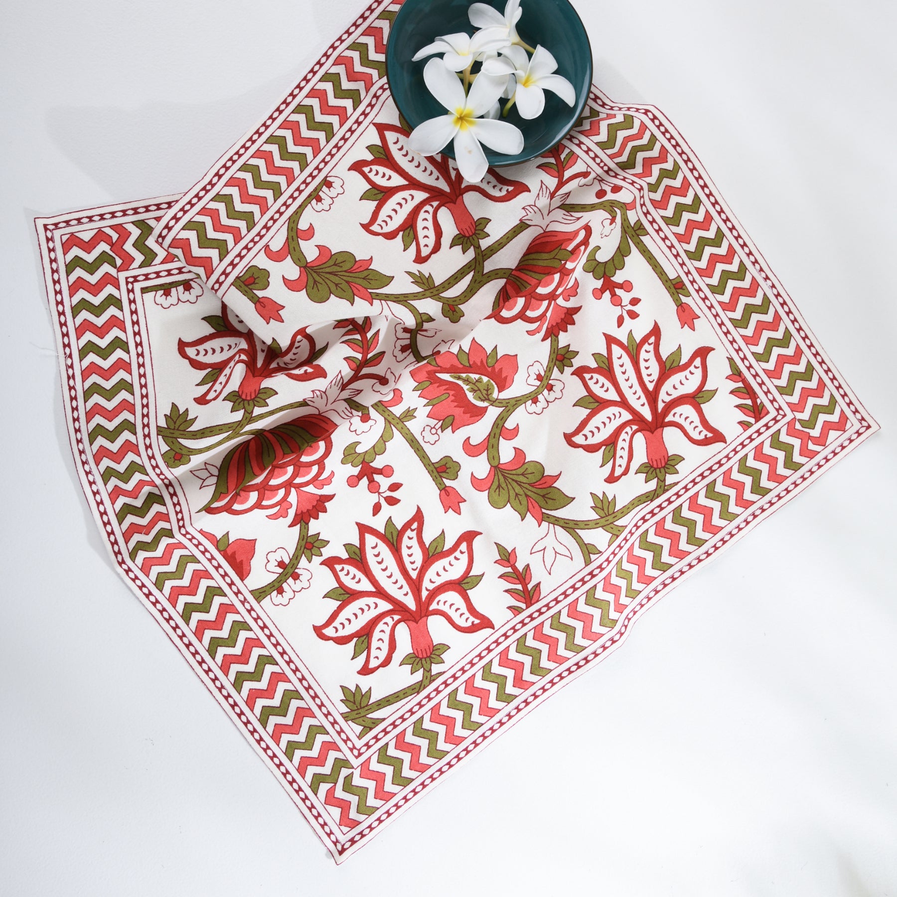 Red-Green Flower Napkin-Set of 6 Ratan Texprocess Pvt. Ltd