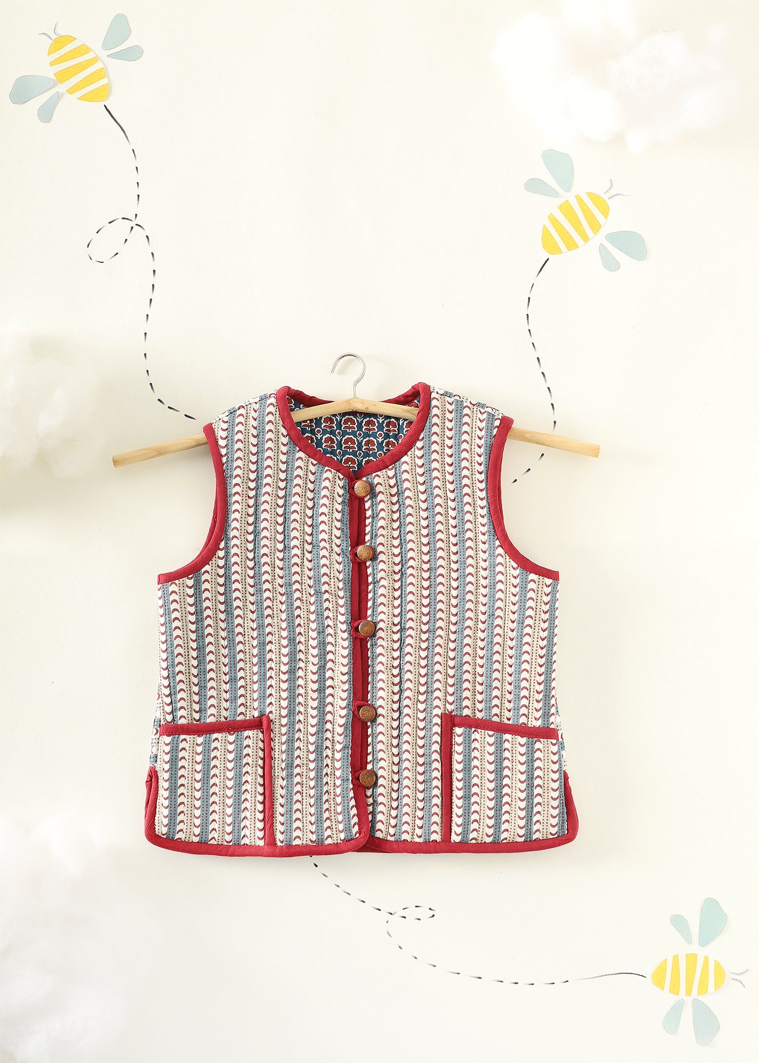 Blue-Red Zinnia Quilted Cotton Reversible Bundi Jacket Unisex (1-7 Years) Ratan Texprocess Pvt. Ltd