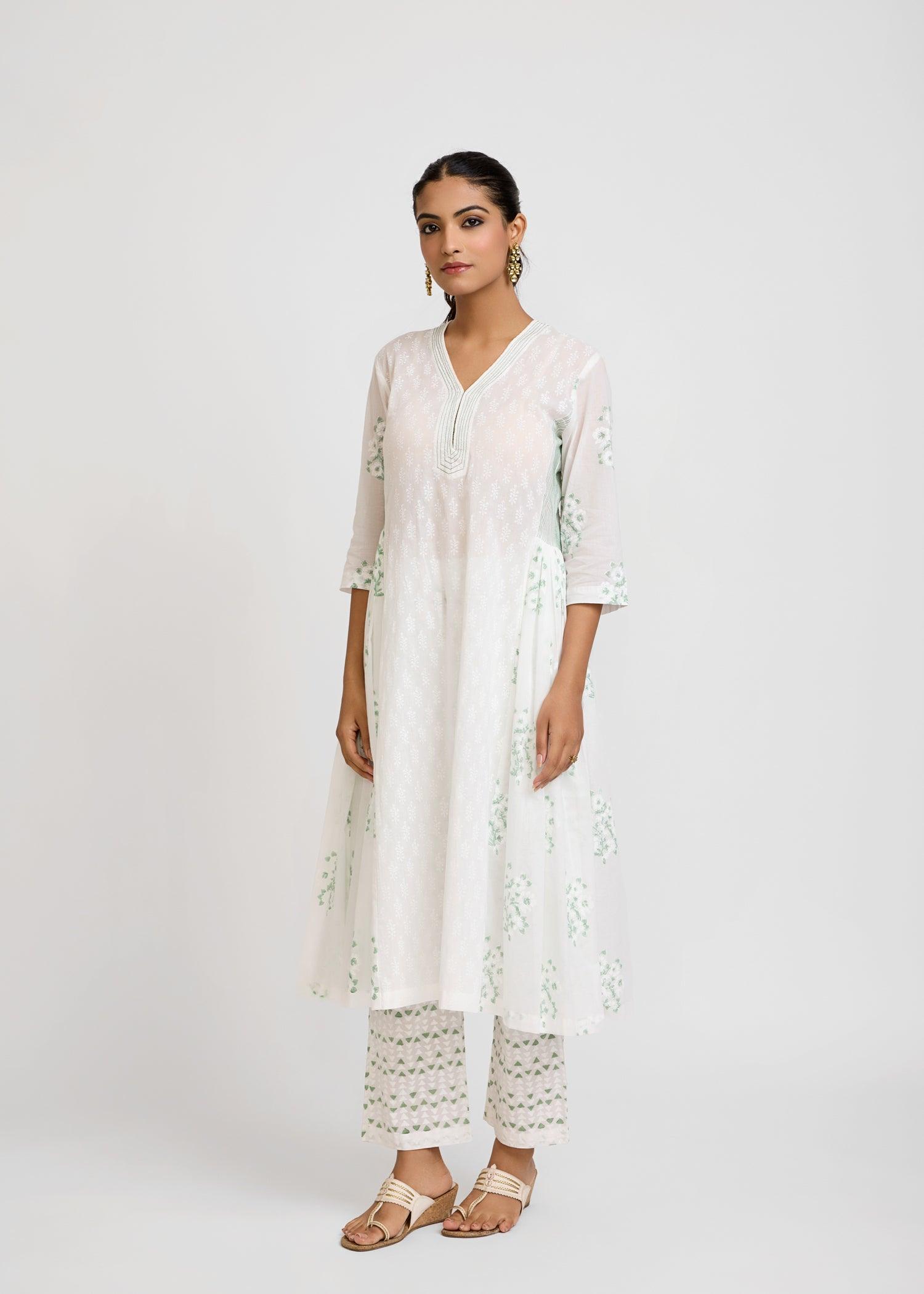 Zinnia White & Green Kurta Ratan Texprocess Pvt. Ltd