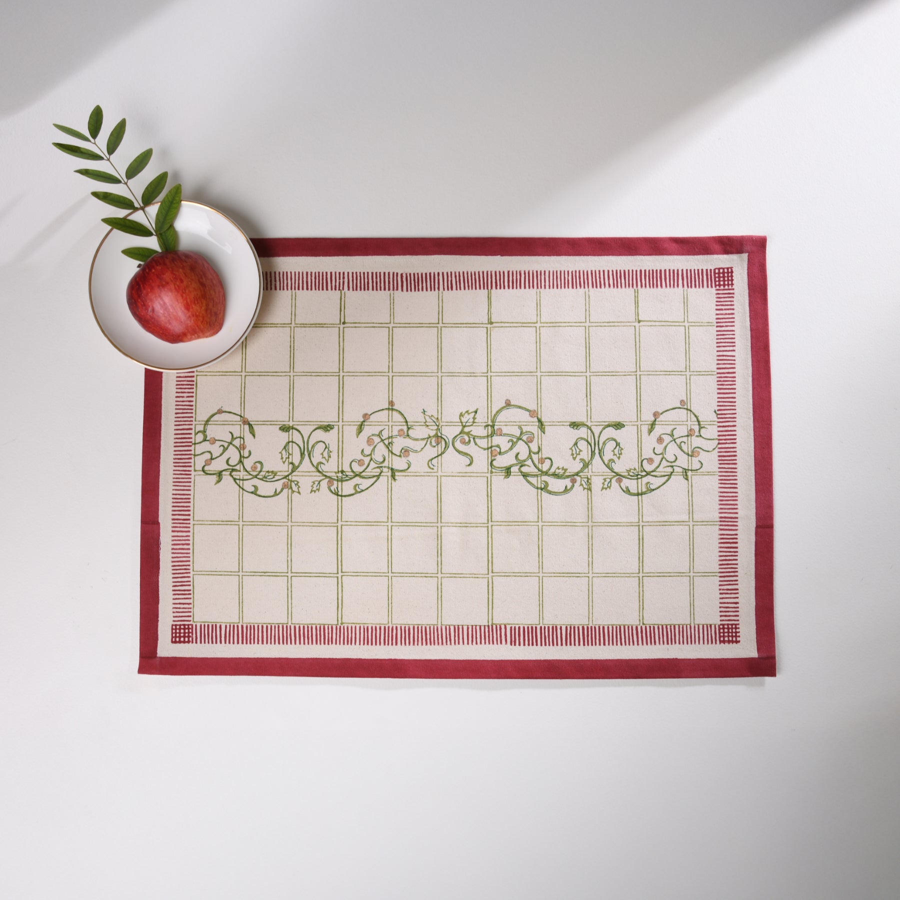 Maroon-Green Table Mat Set of 6 Ratan Texprocess Pvt. Ltd