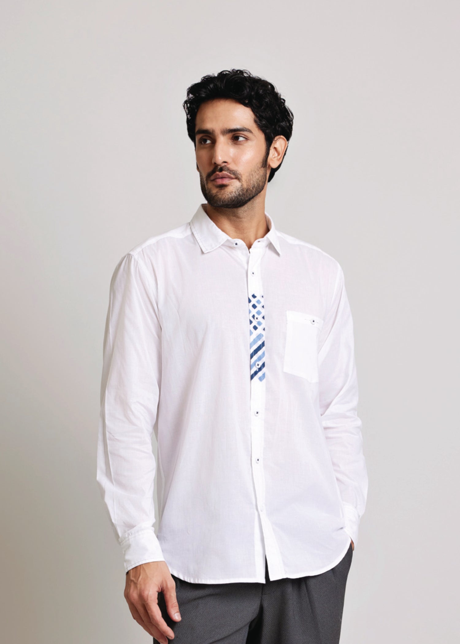 White Regular Cotton Diamond Stripe Print Full Sleeve Shirt Ratan Texprocess Pvt. Ltd