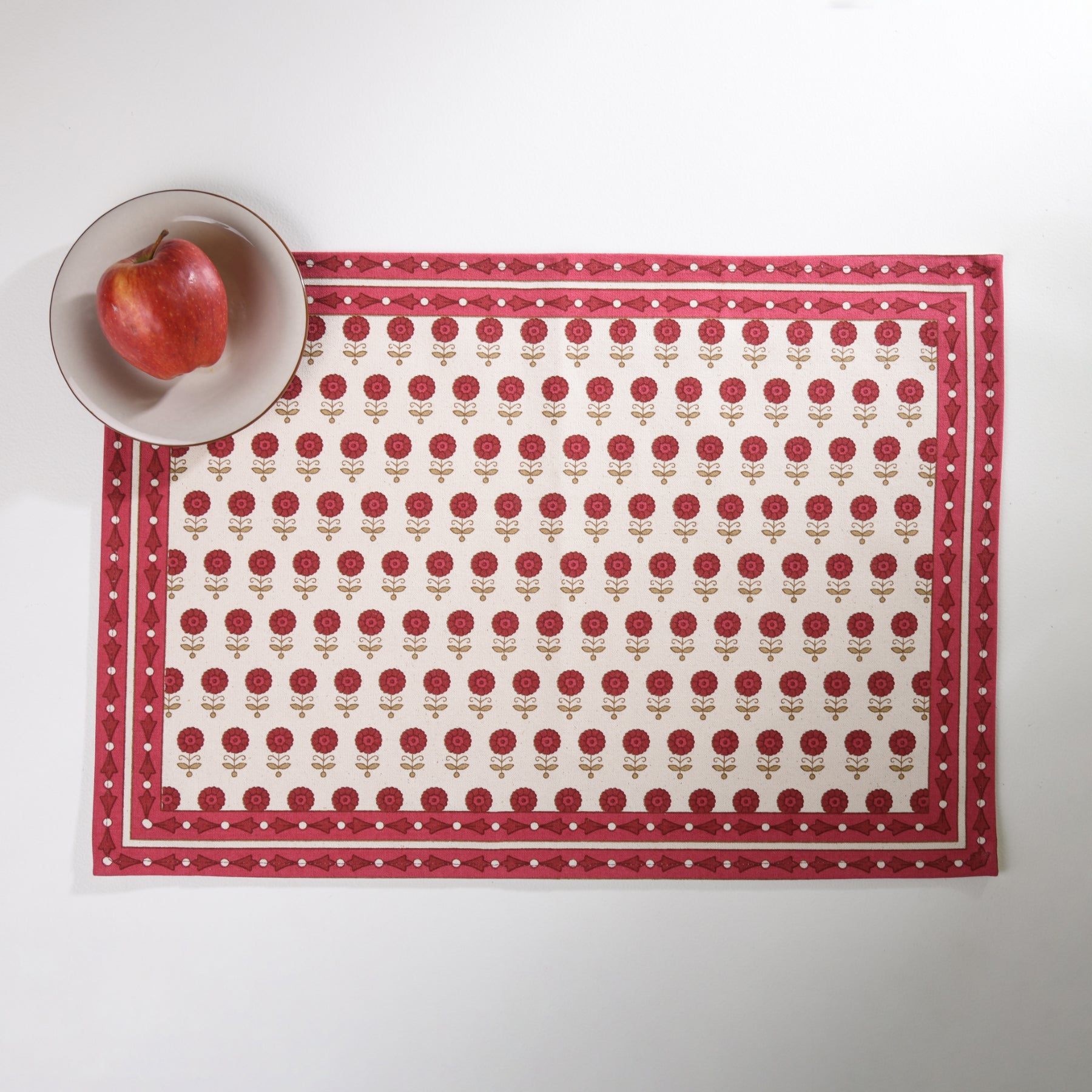 Red-Beige Table Mat Set of 6 Ratan Texprocess Pvt. Ltd