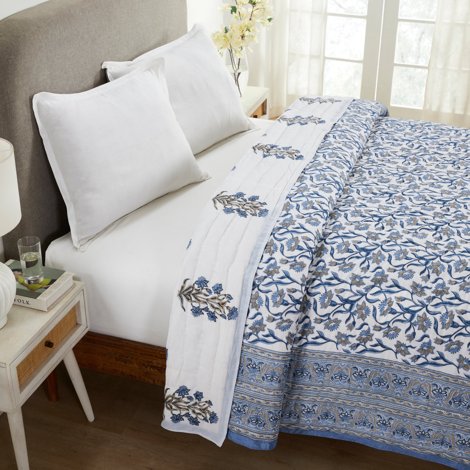 Ananda Lightweight Cotton Quilt Ratan Texprocess Pvt. Ltd