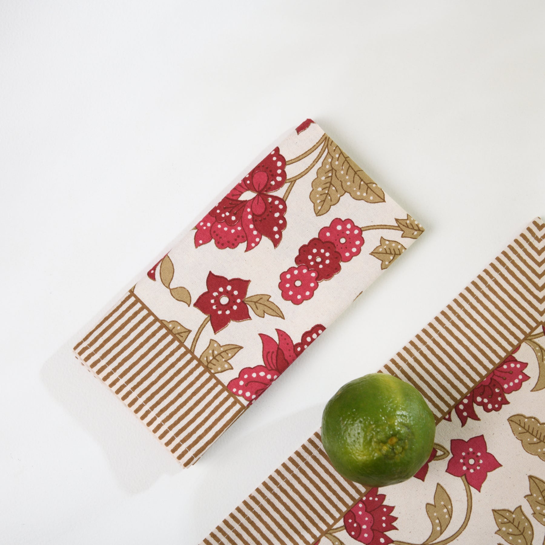 Red-Beige Flower Napkin- Set of 6 Ratan Texprocess Pvt. Ltd