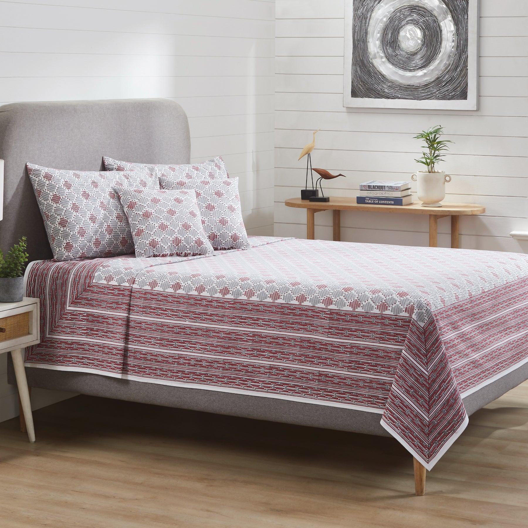 Geometric Quint Red & Grey Block Printed Cotton Bedcover Ratan Texprocess Pvt. Ltd