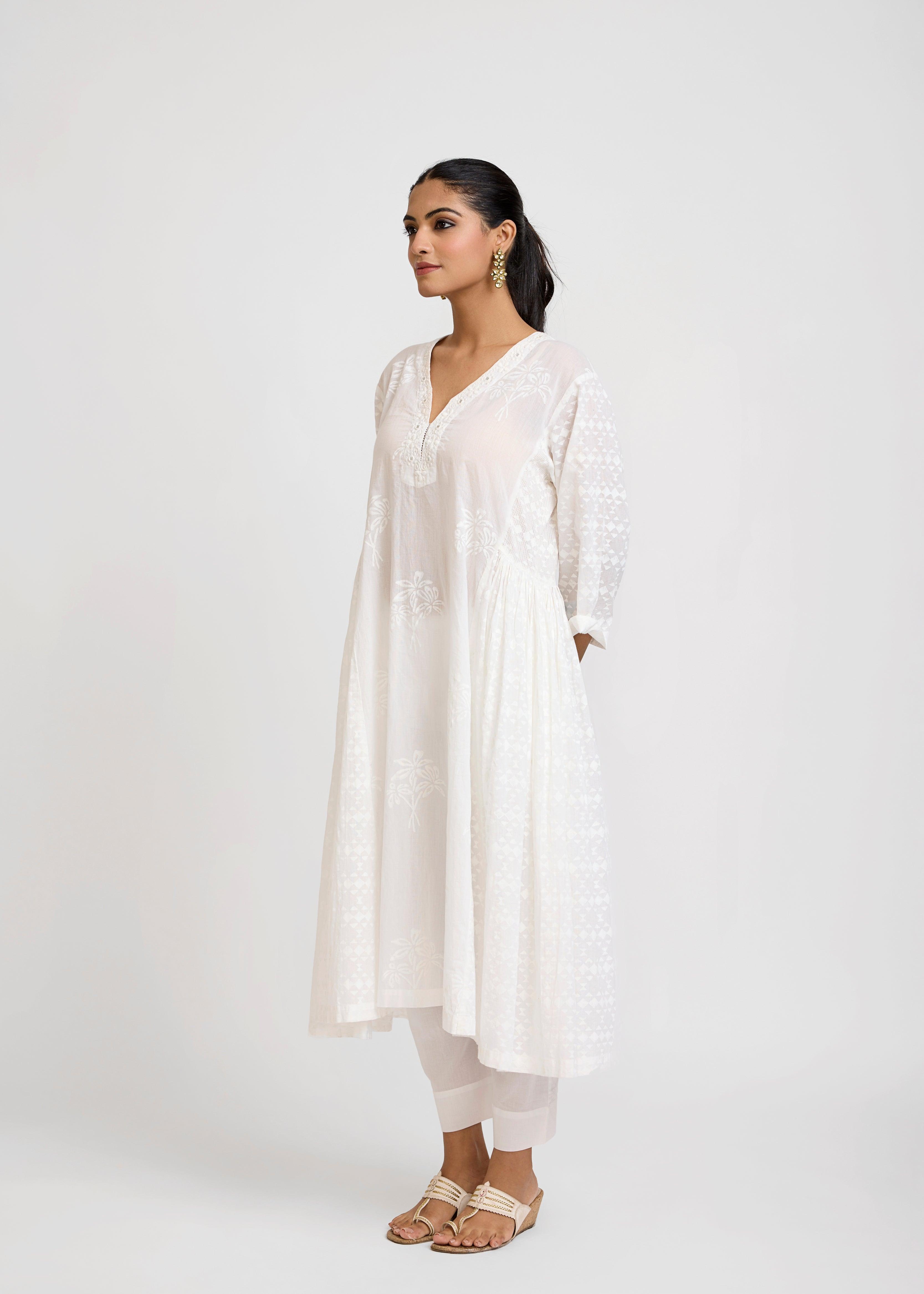 Zinnia White Kurta Ratan Texprocess Pvt. Ltd