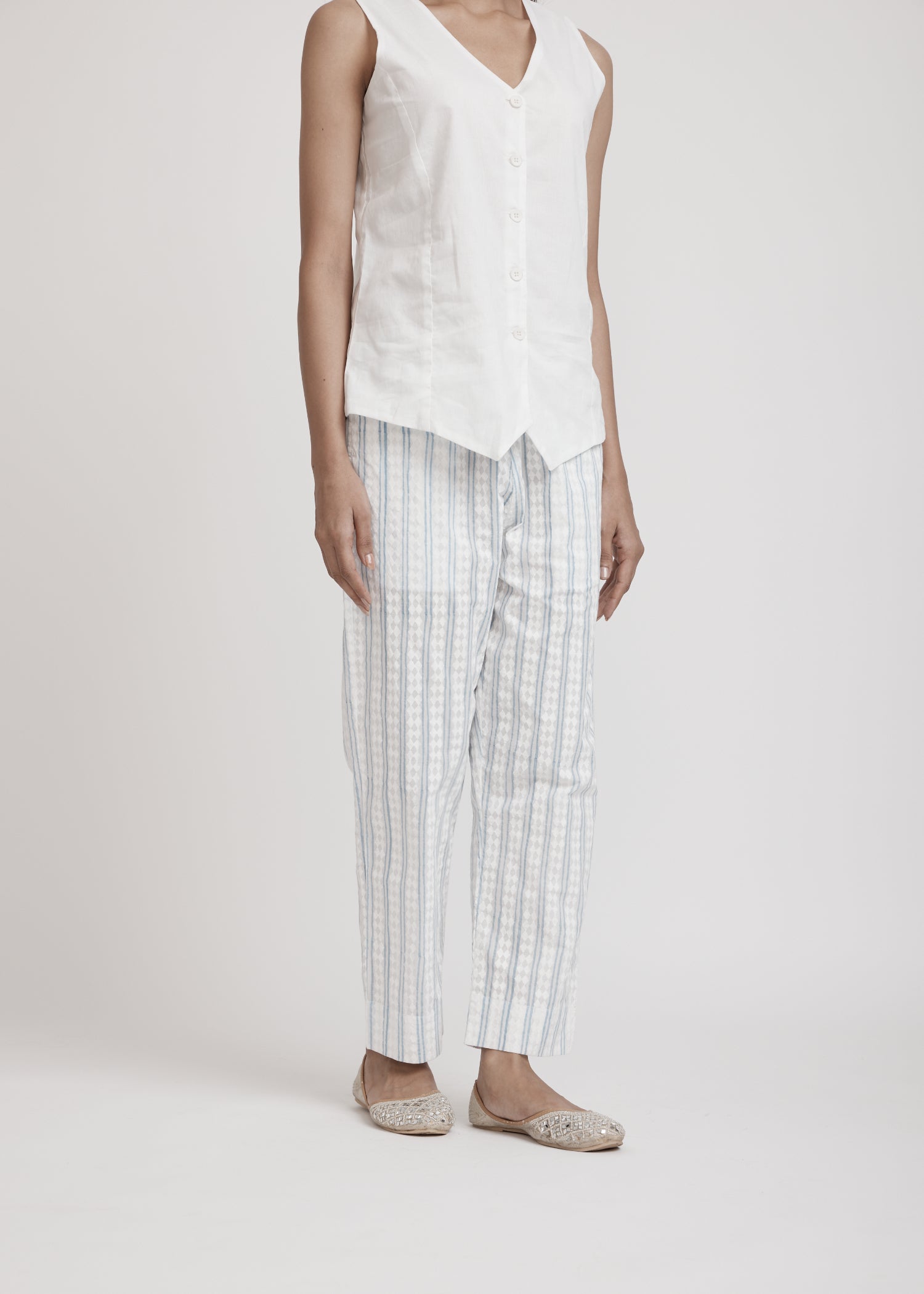 Tapered Pant White/Blue Cotton Pant Ratan Jaipur