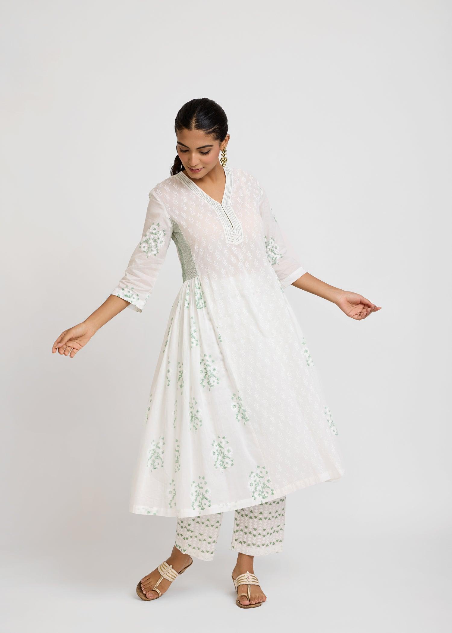 Zinnia White & Green Kurta Ratan Texprocess Pvt. Ltd