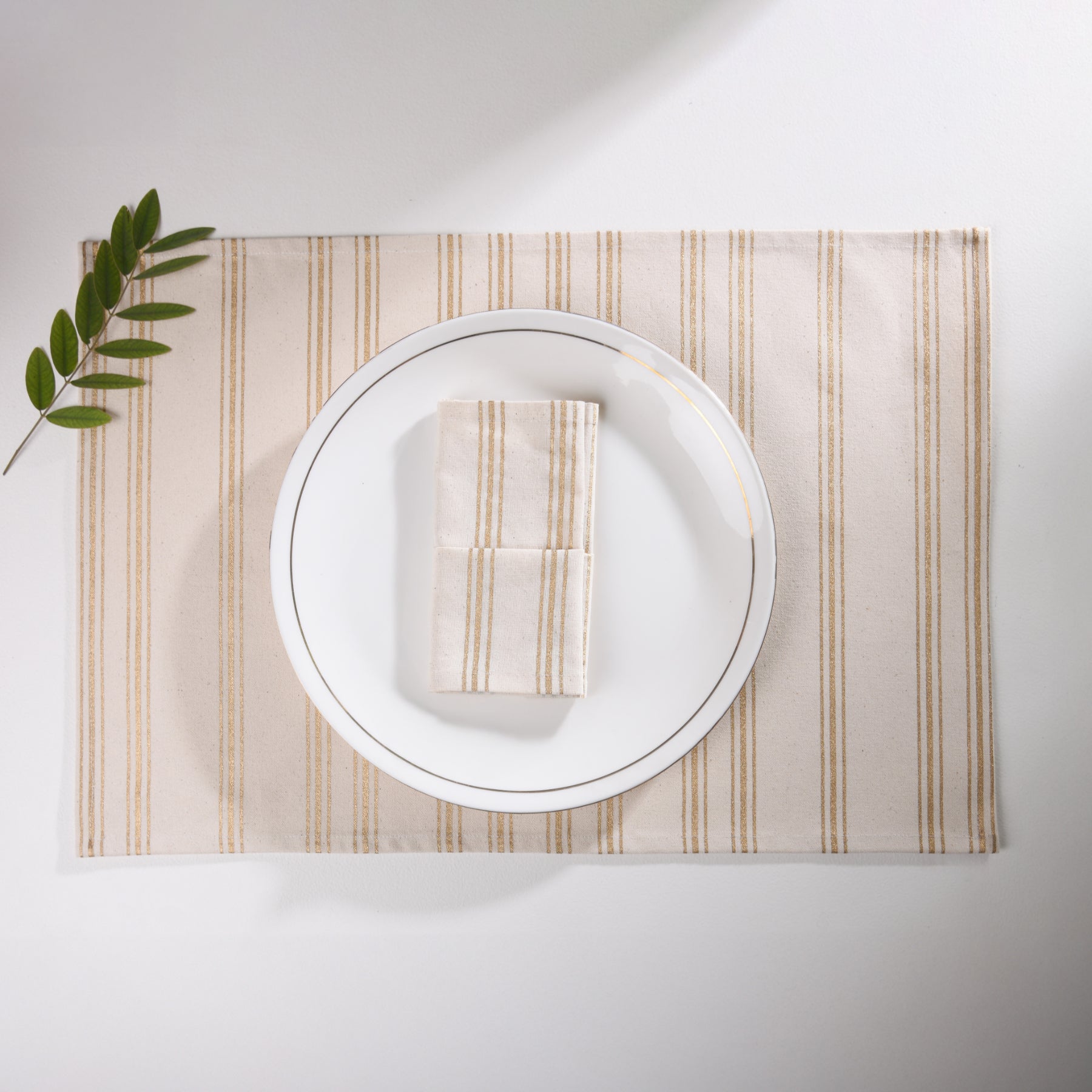 Linear Stripe Creme-Gold Table Mat Set of 6 Ratan Texprocess Pvt. Ltd