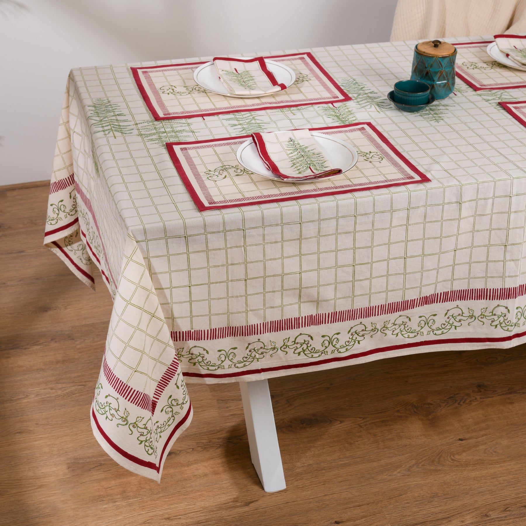 Winter Wonderland Table Cover-Green Ratan Texprocess Pvt. Ltd