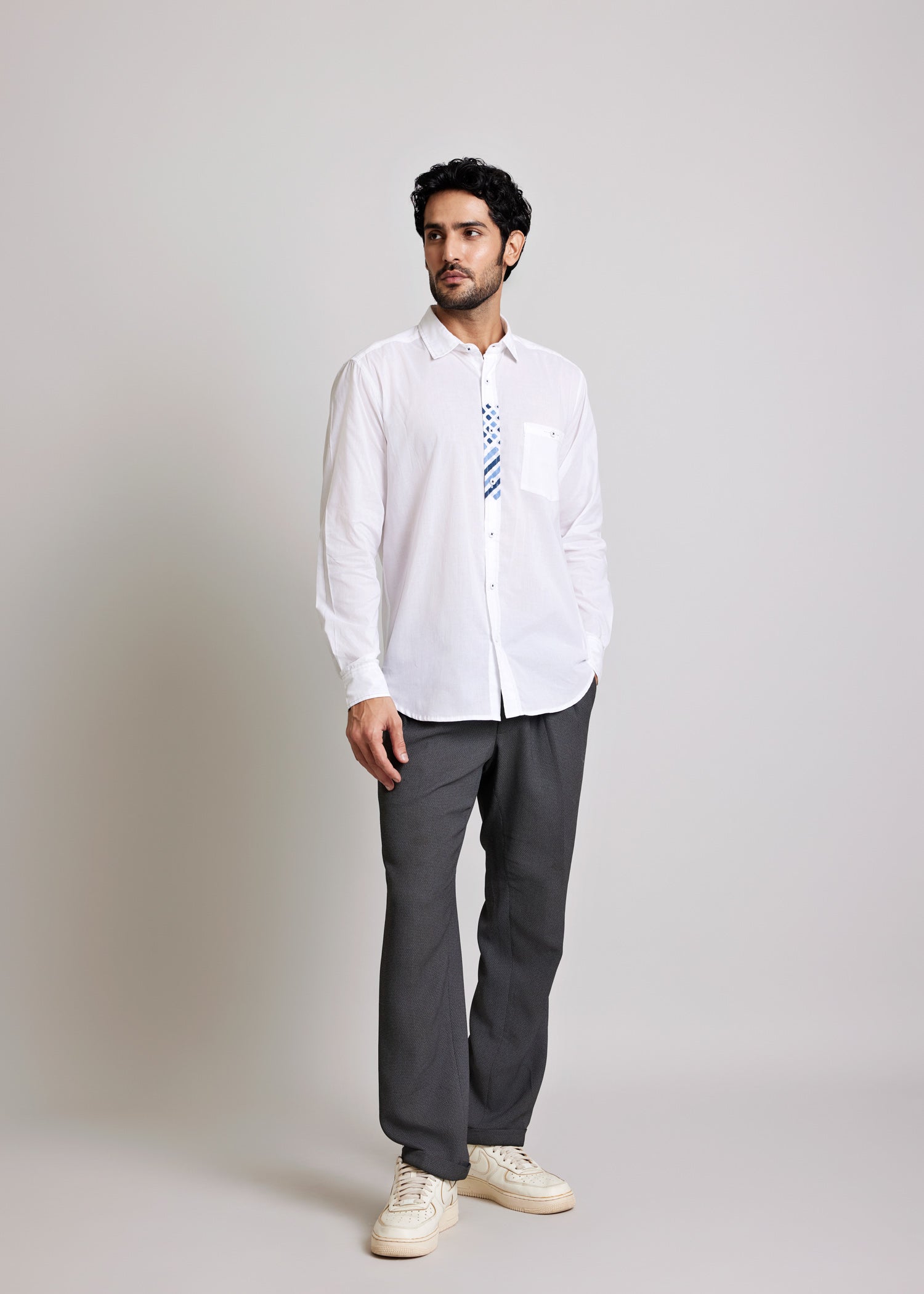 White Regular Cotton Diamond Stripe Print Full Sleeve Shirt Ratan Texprocess Pvt. Ltd