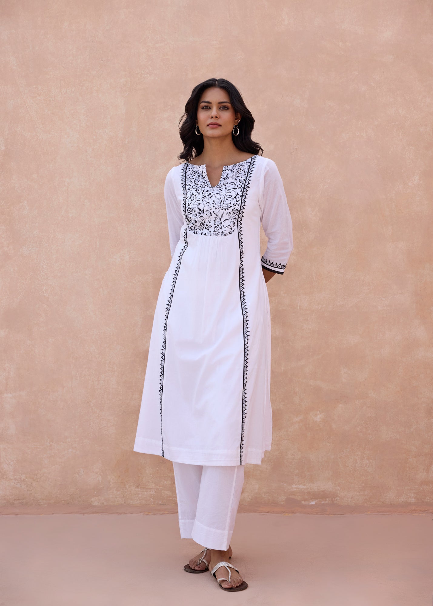 Sehar Kurta - White/Black