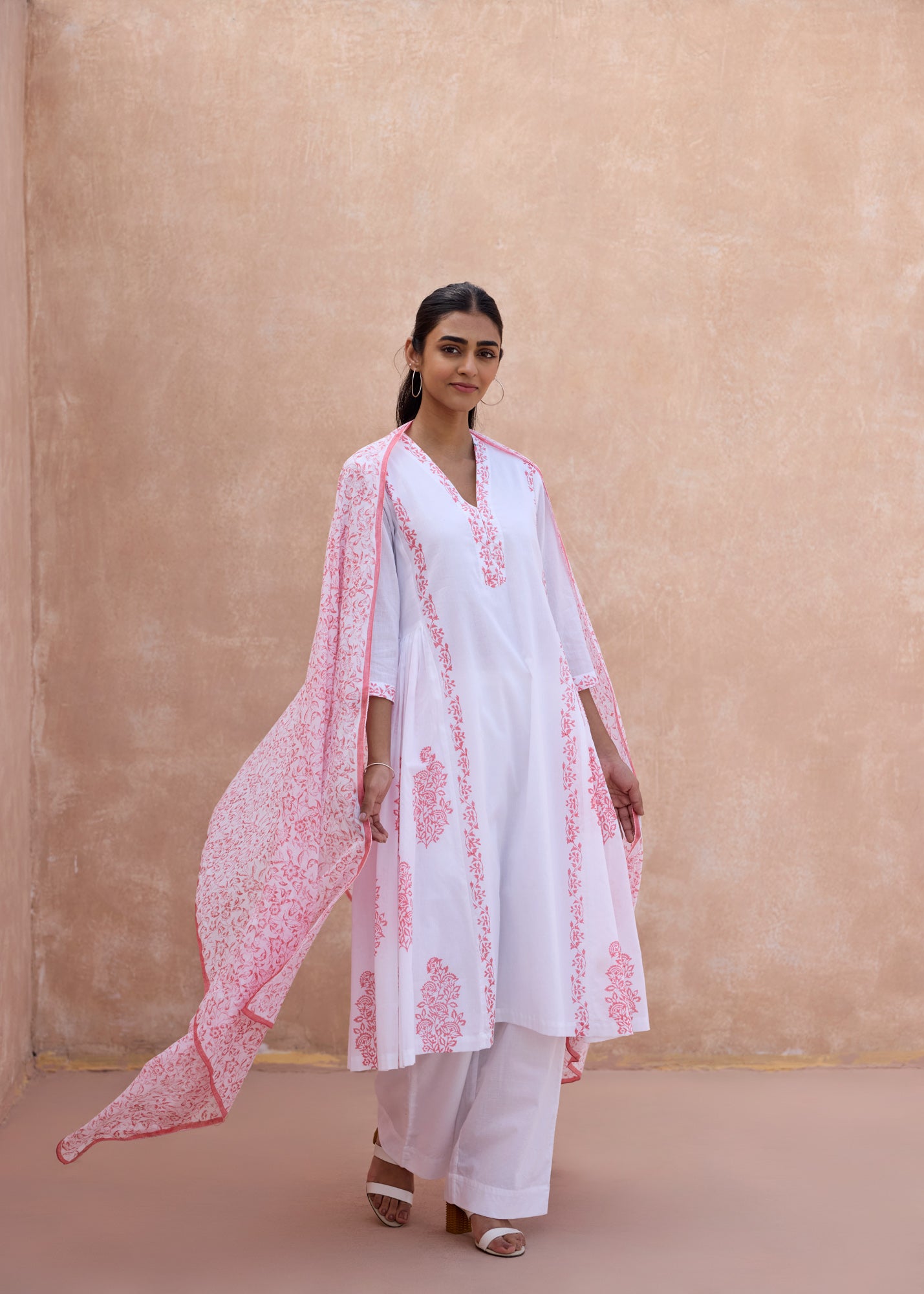 Block Printed Cotton Dupatta - Pink