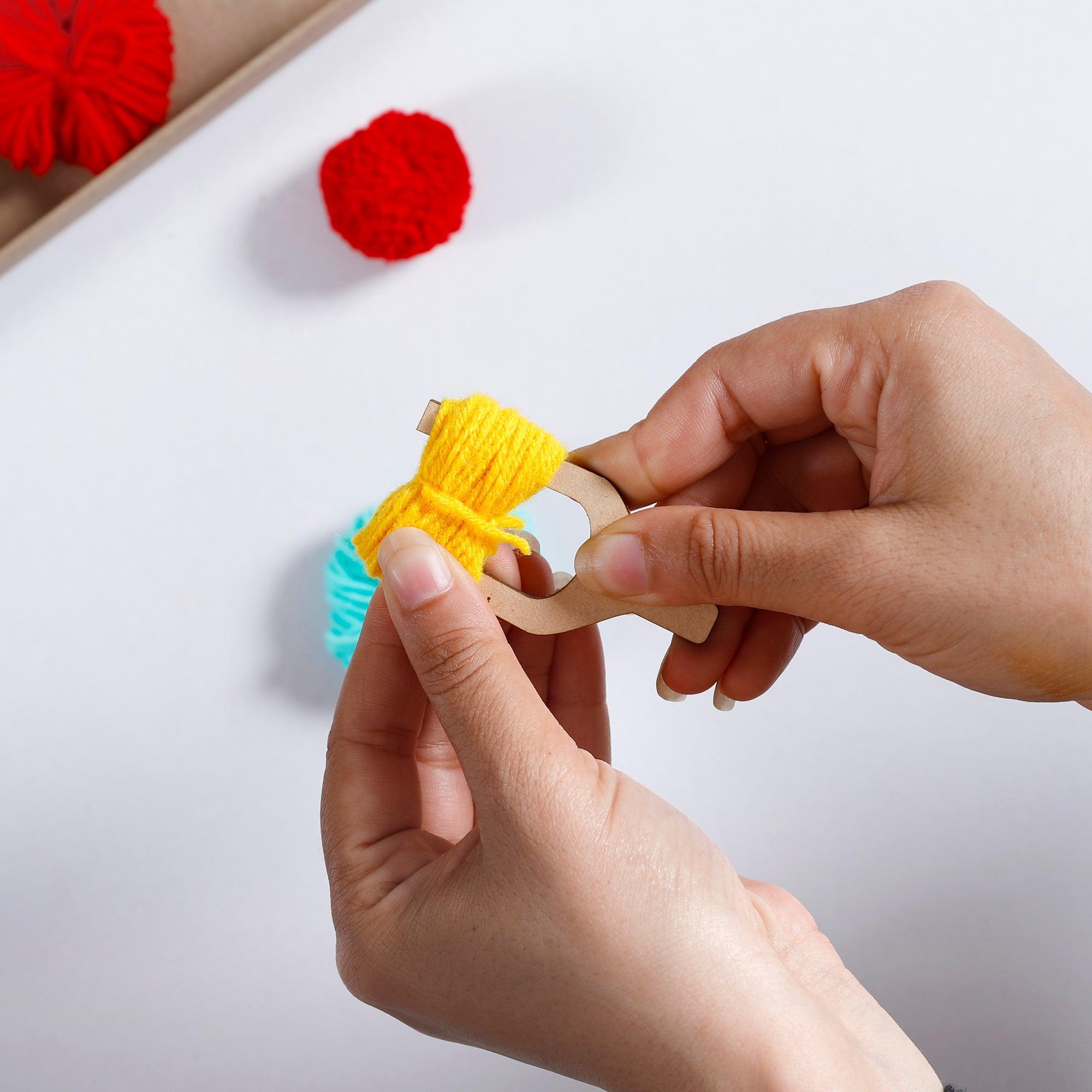 Multicolor DIY Pom Pom Making Kit