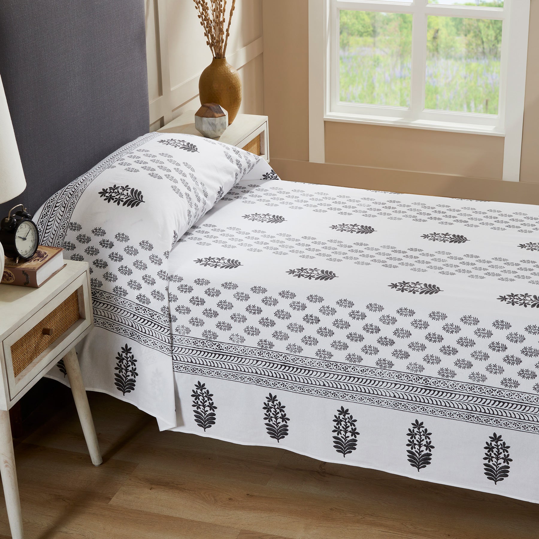 Daffodil Grey & Black Hand Block Printed Medium Cotton Bedcover