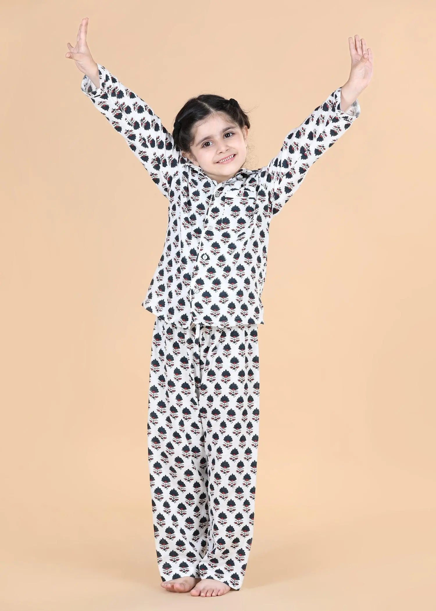 Winter White Full Sleeves Cotton Nighsuit Unisex (1-12 Years)