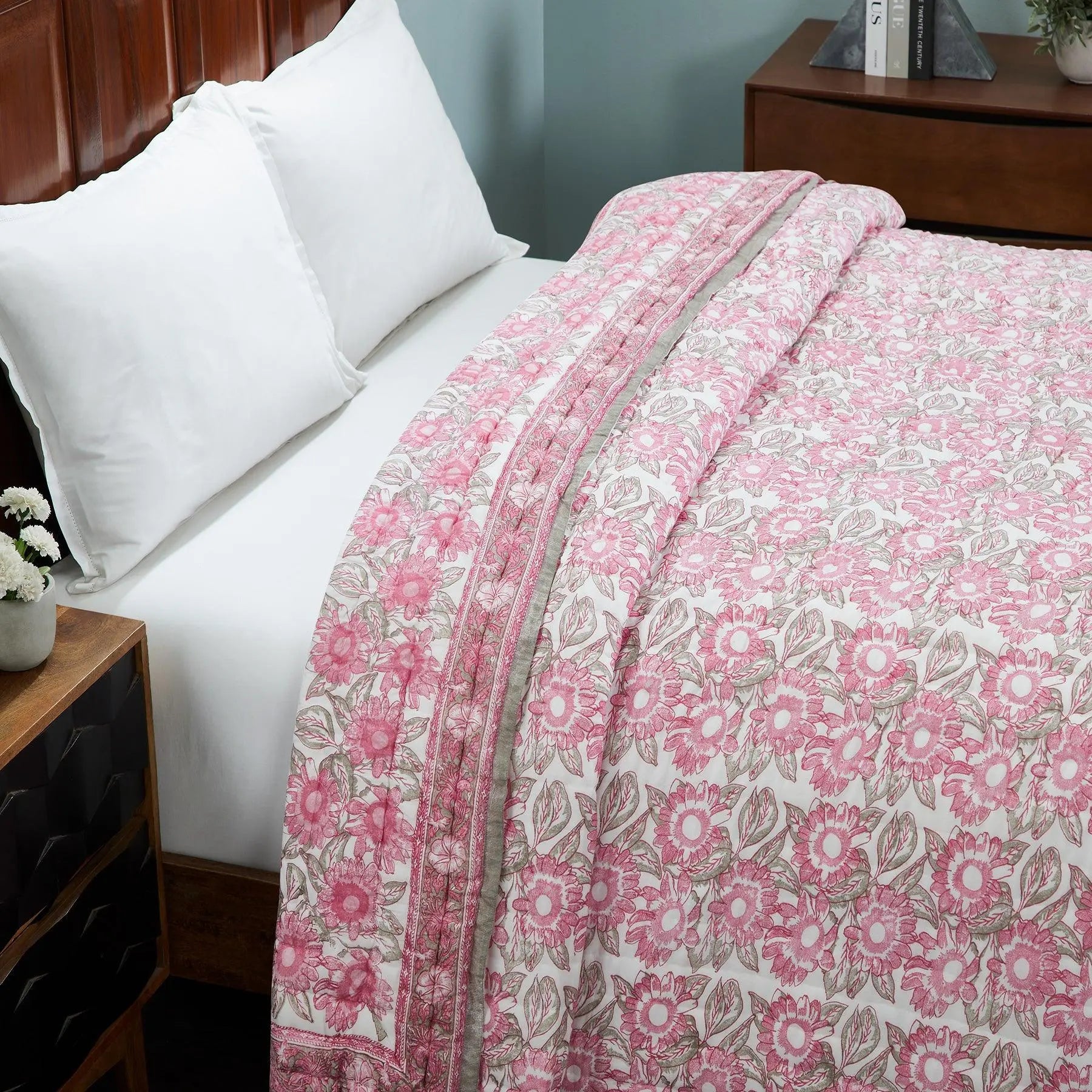 Provencal Lilac Hand Block Printed Extra Cotton Quilt