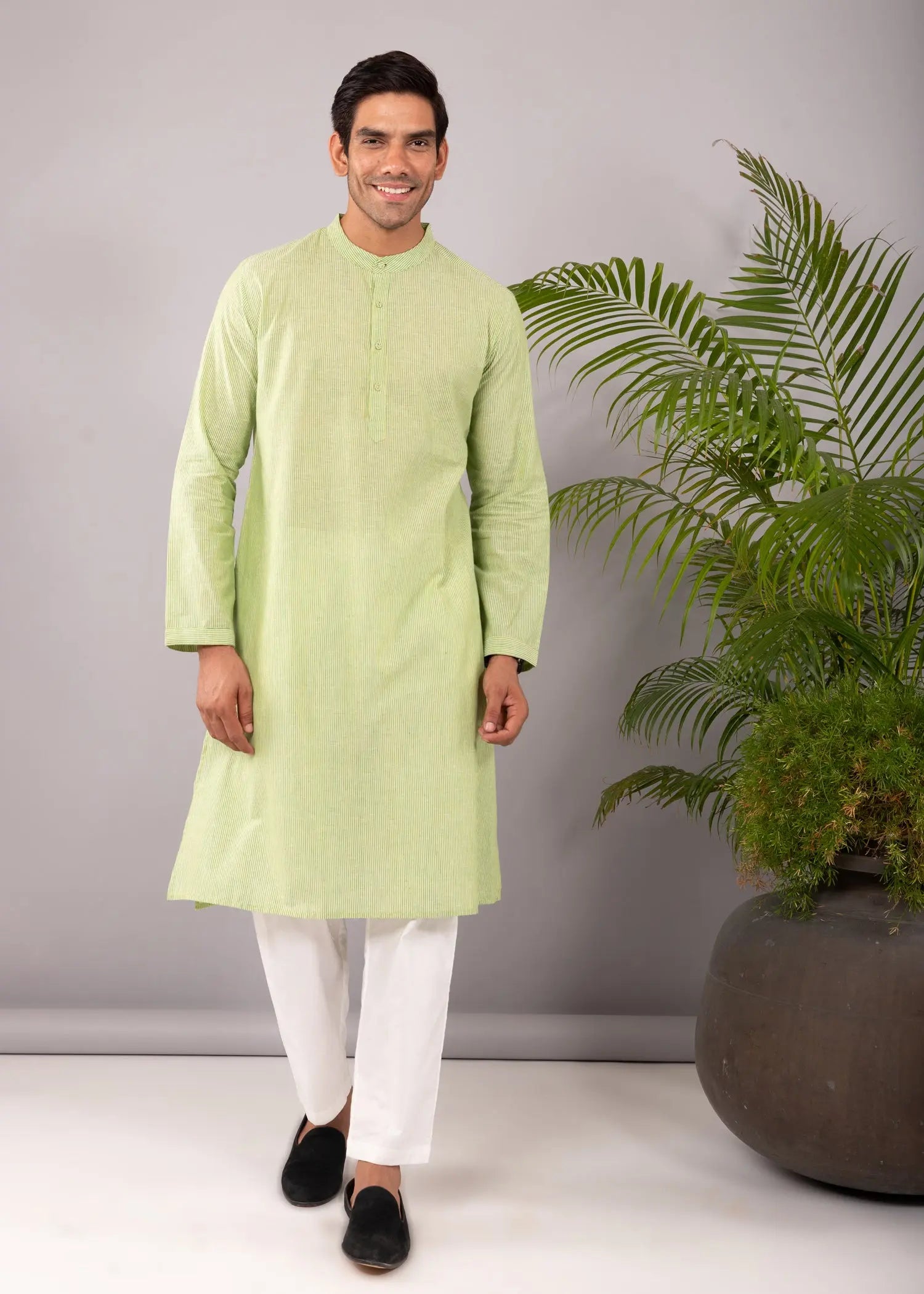 Green Regular Woven Cotton Full Sleeve Chinese Collar Long Kurta