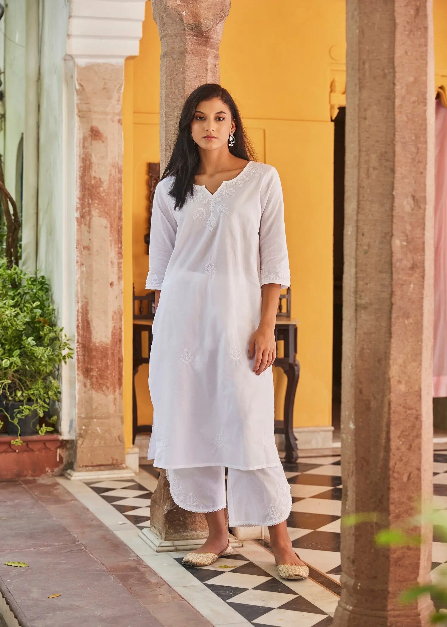 Regular White Women Cotton Kurta