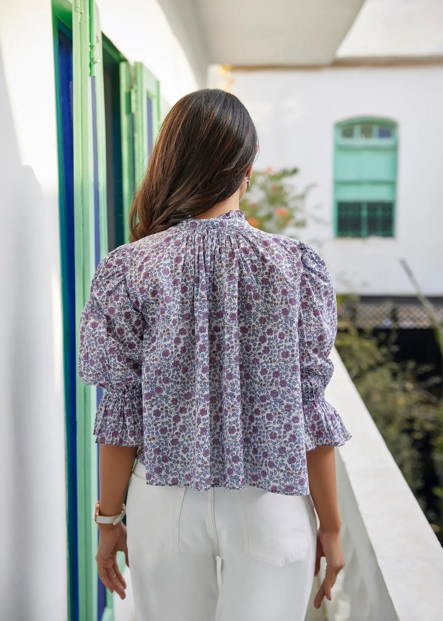 Ruffle Collar White/Blue Voile Top