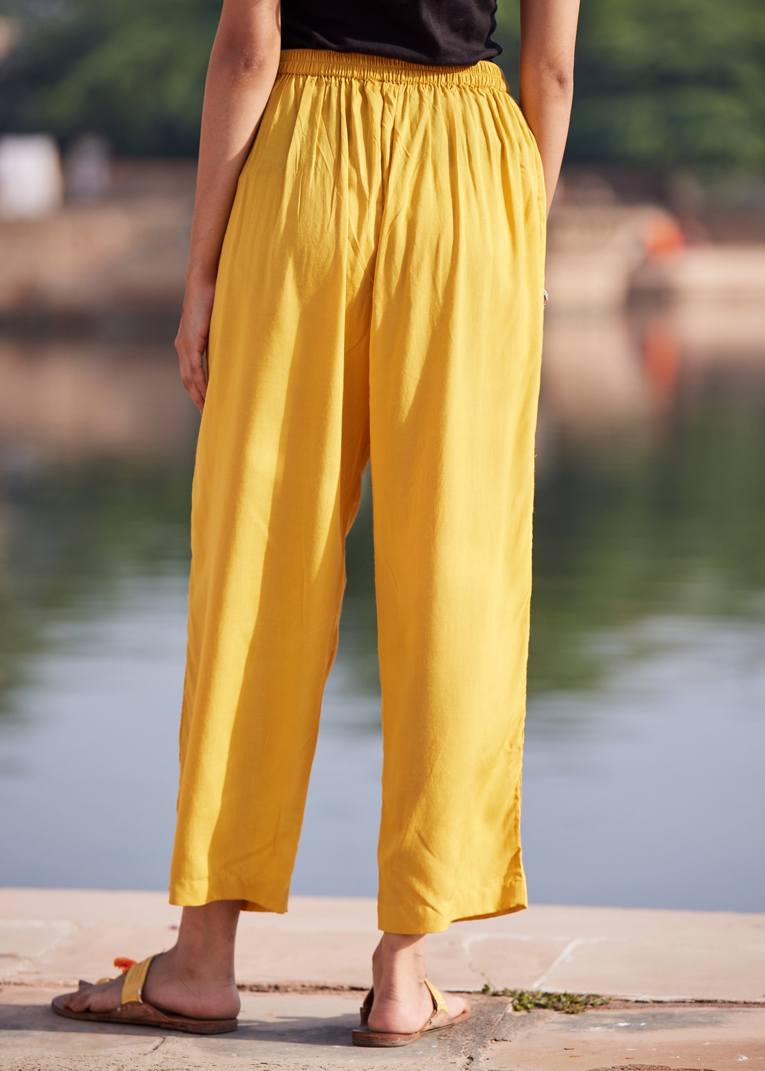 Yellow Regular Viscose Pant