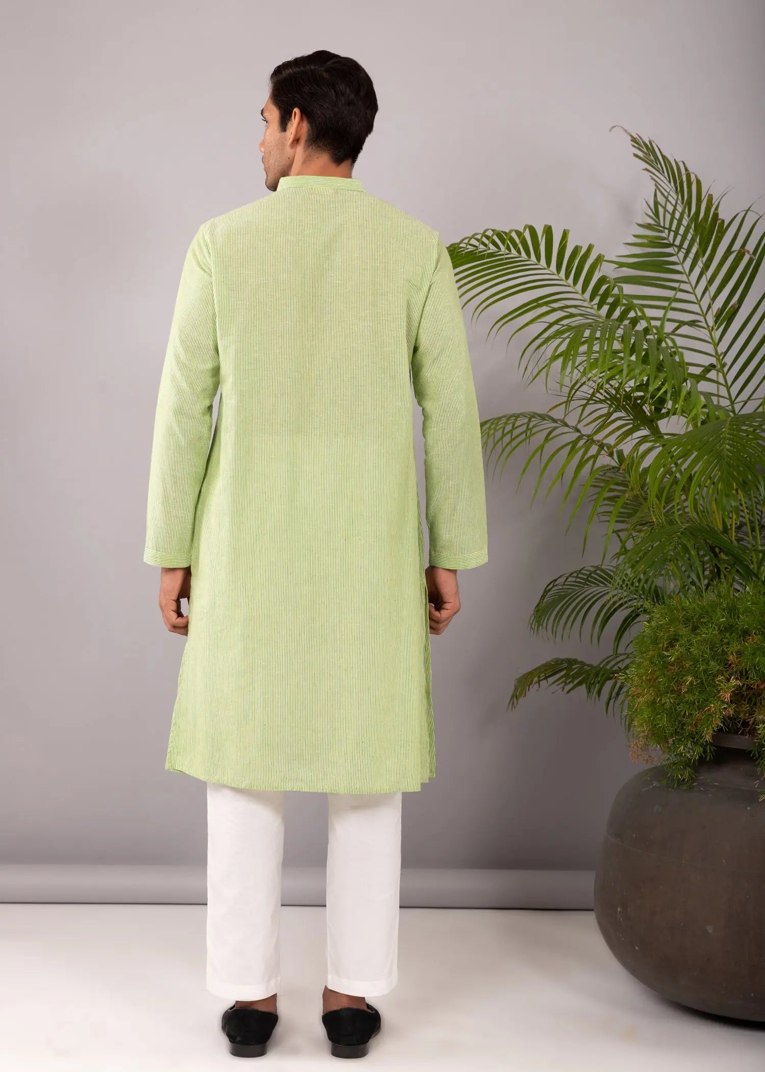 Green Regular Woven Cotton Full Sleeve Chinese Collar Long Kurta