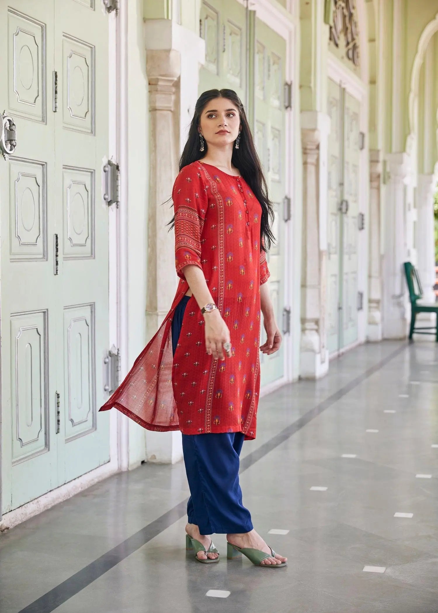 Raagini Red Kurta