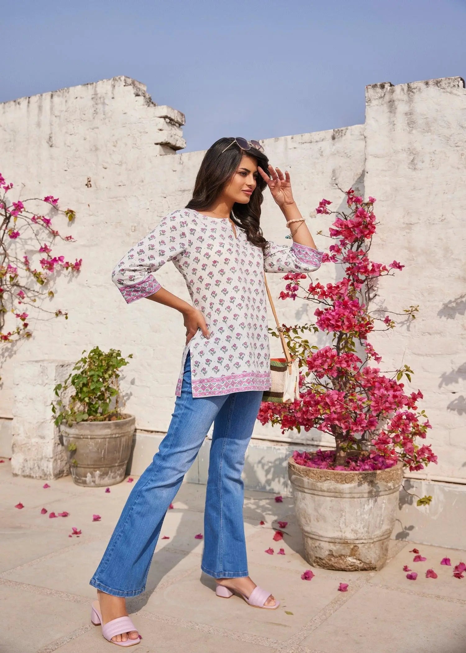 Classic White/Pink  Cotton Straight Kurti