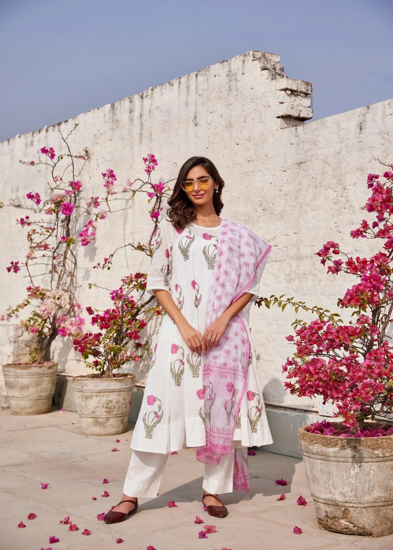 White/Pink Kota Doria Dupatta