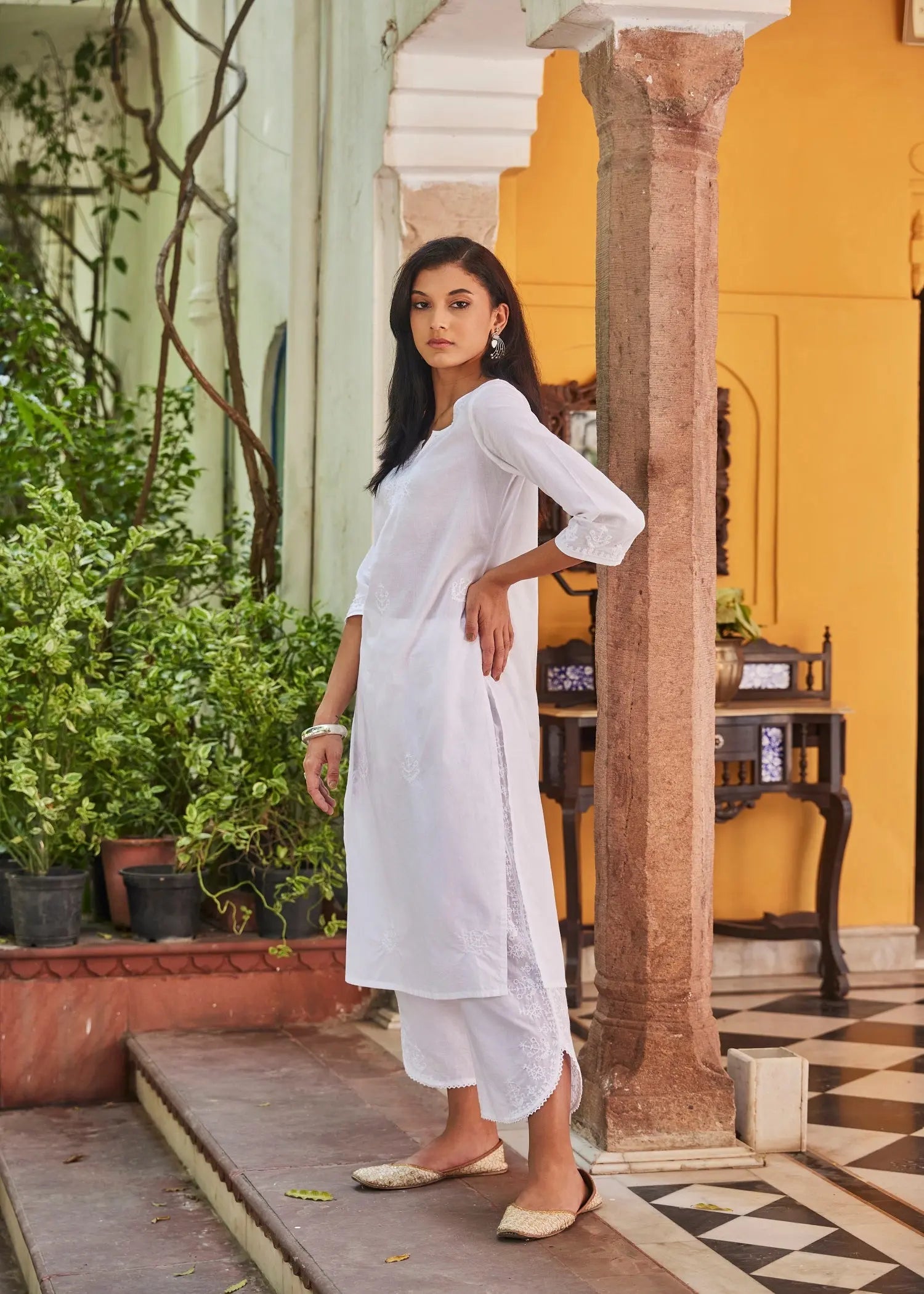 Regular White Women Cotton Kurta