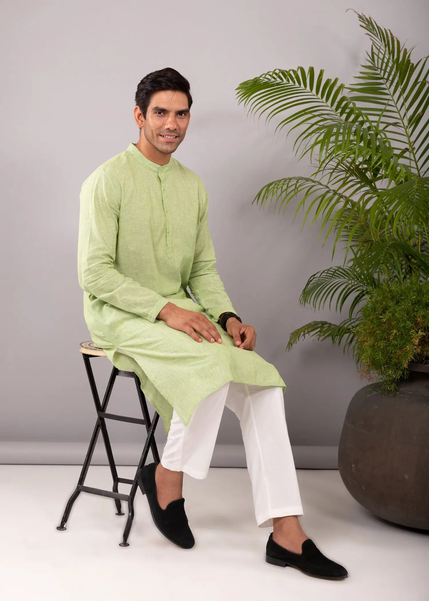 Green Regular Woven Cotton Full Sleeve Chinese Collar Long Kurta