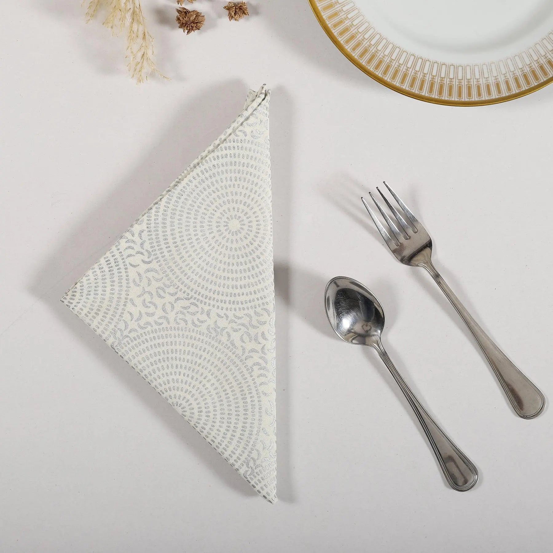 Off White & Silver Cotton Napkin Set of 6