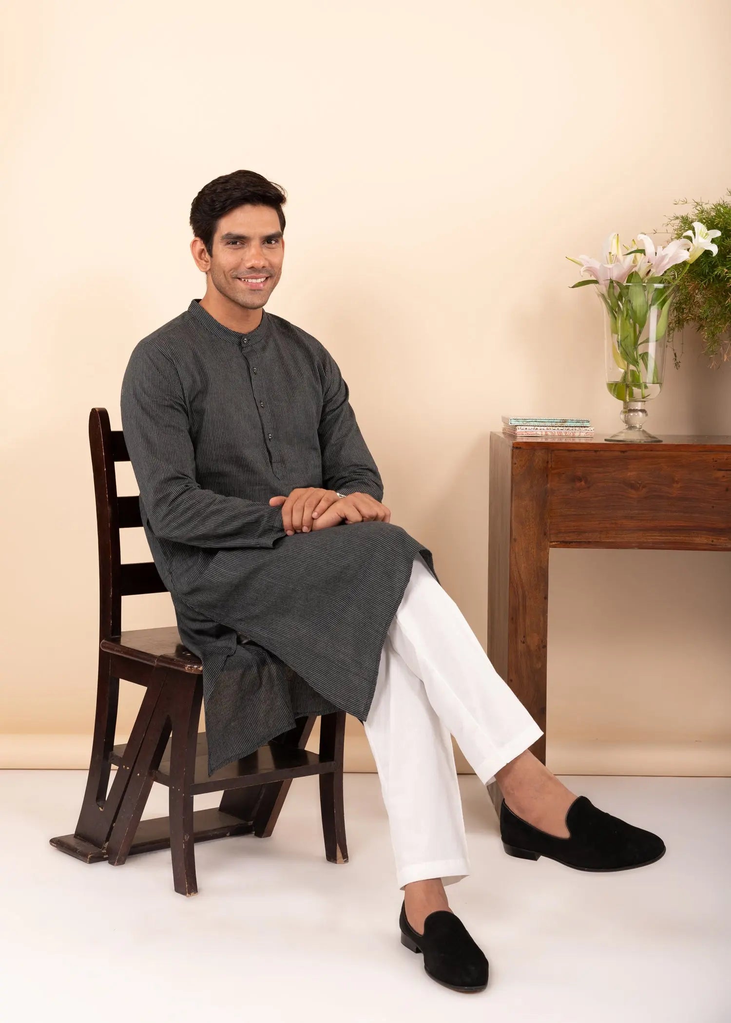 Black Regular Woven Cotton Full Sleeve Chinese Collar Long Kurta