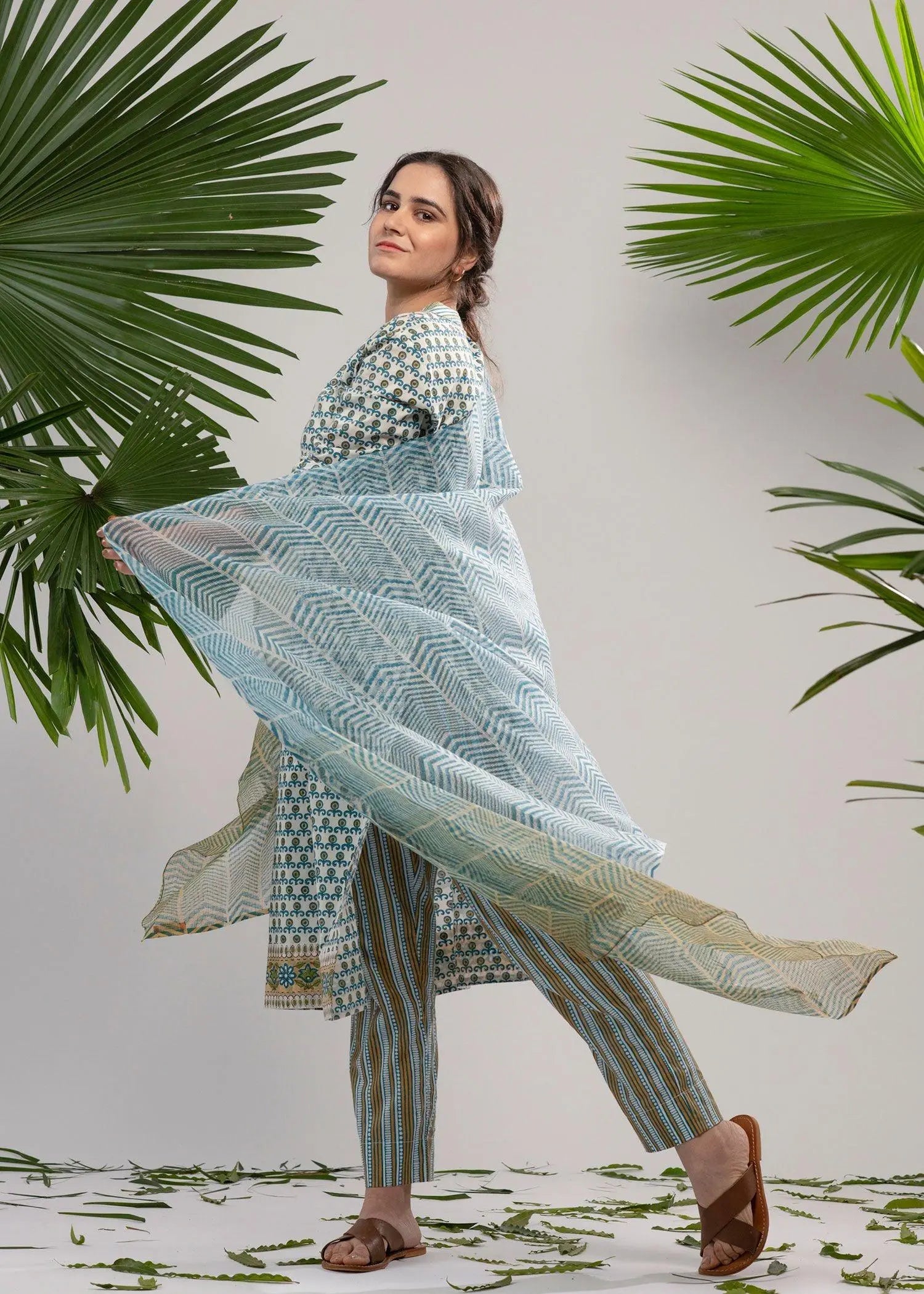 Blue and White Geometric Kota Doria Dupatta