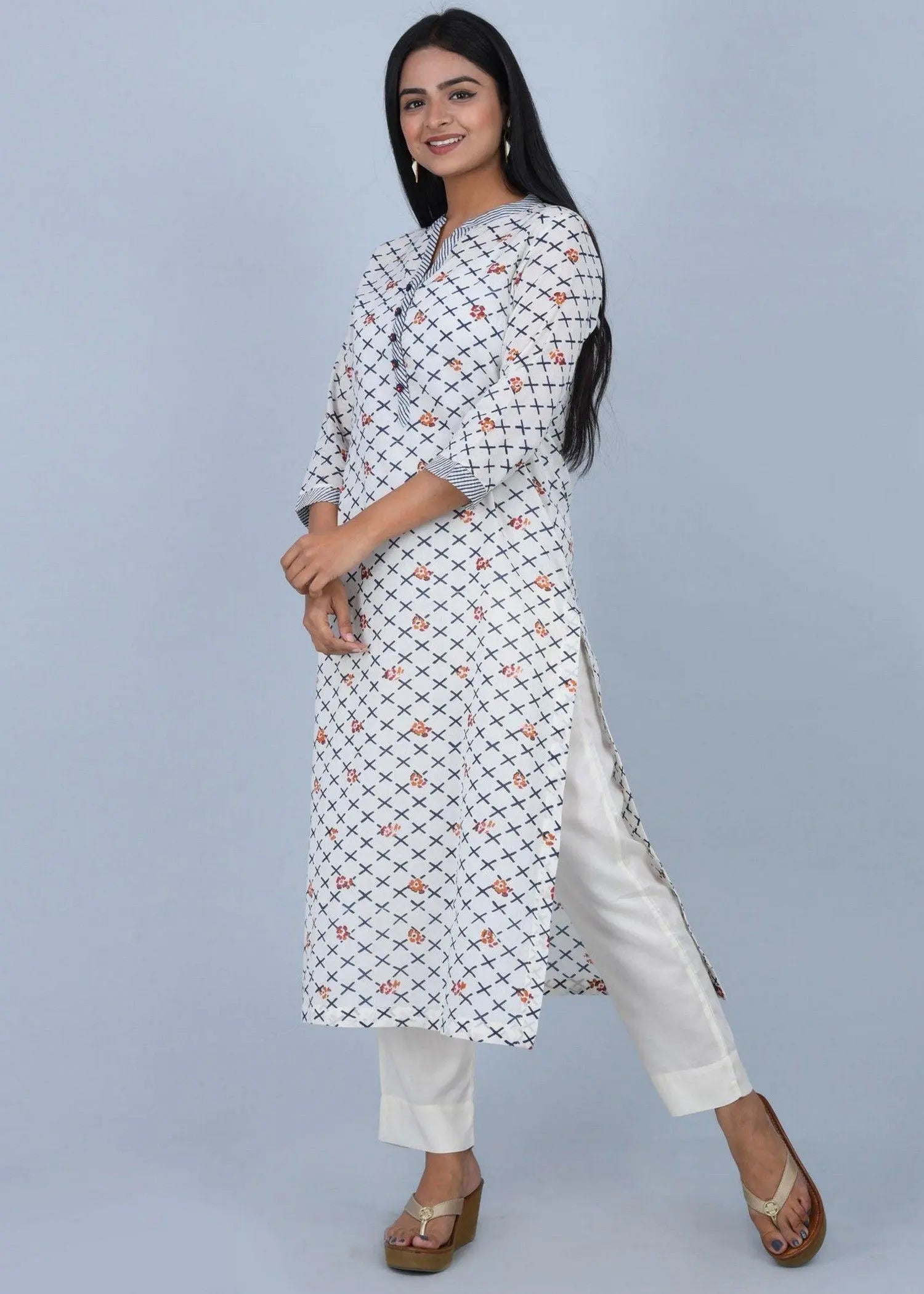 Smiriti Red And Blue Block Print Straight Fit Cotton Kurta