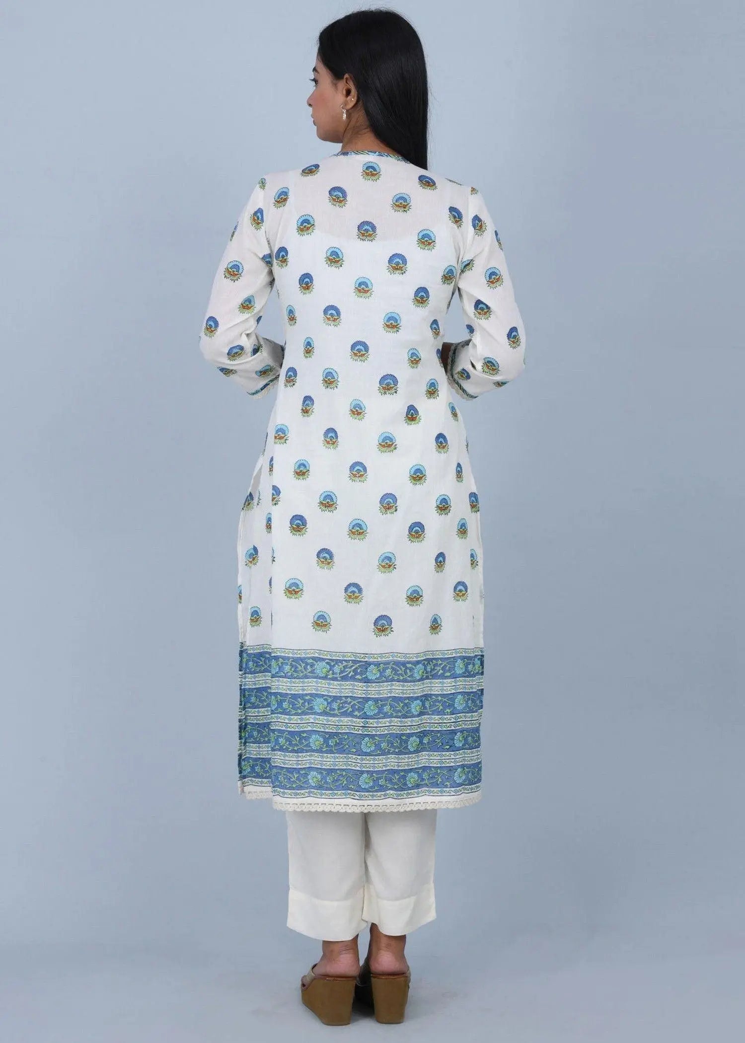 Upasana Blue And Turquoise Straight Cut Cotton Kurta