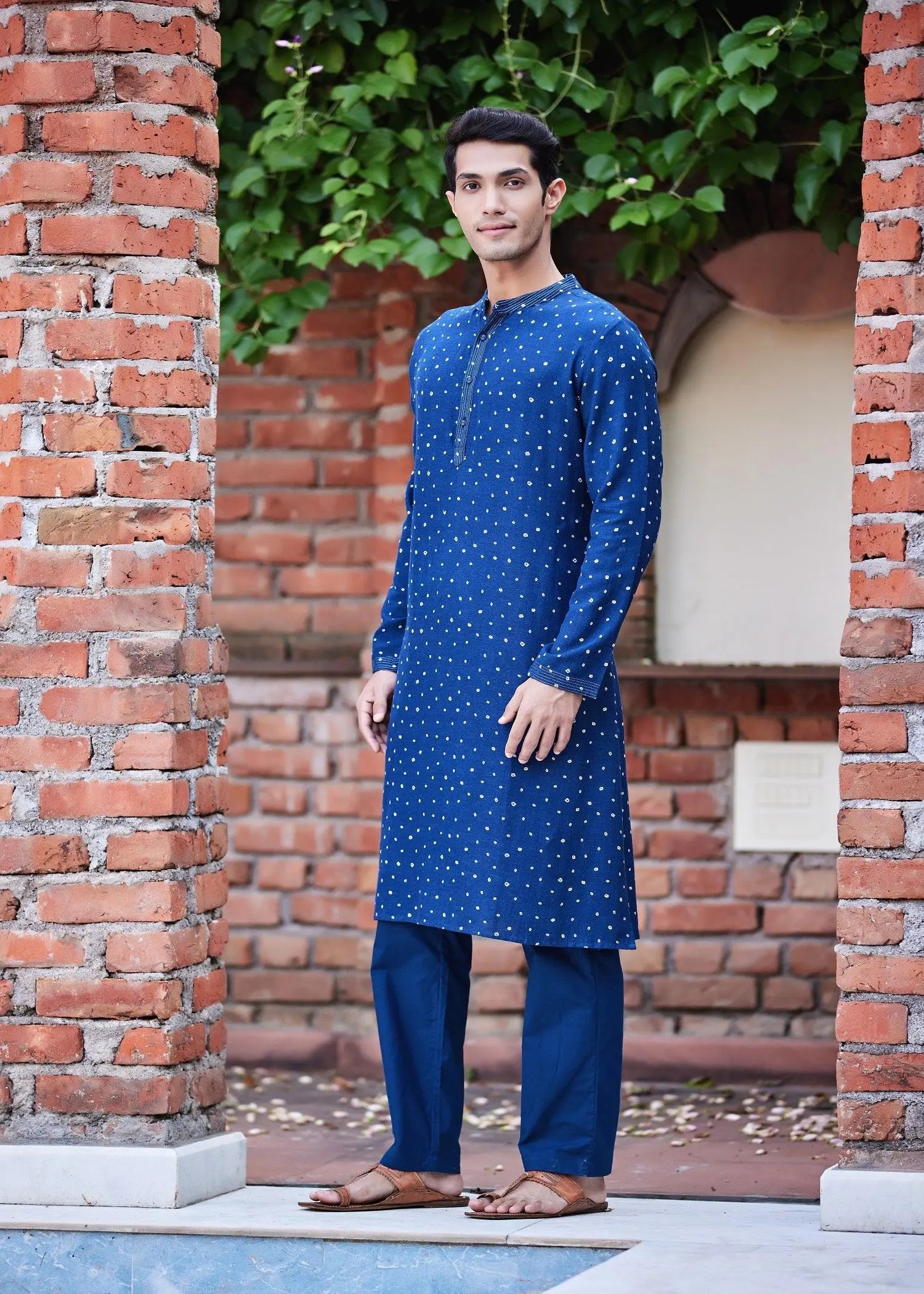 Bhandhej Navy/White Viscose Full Sleeve Kurta