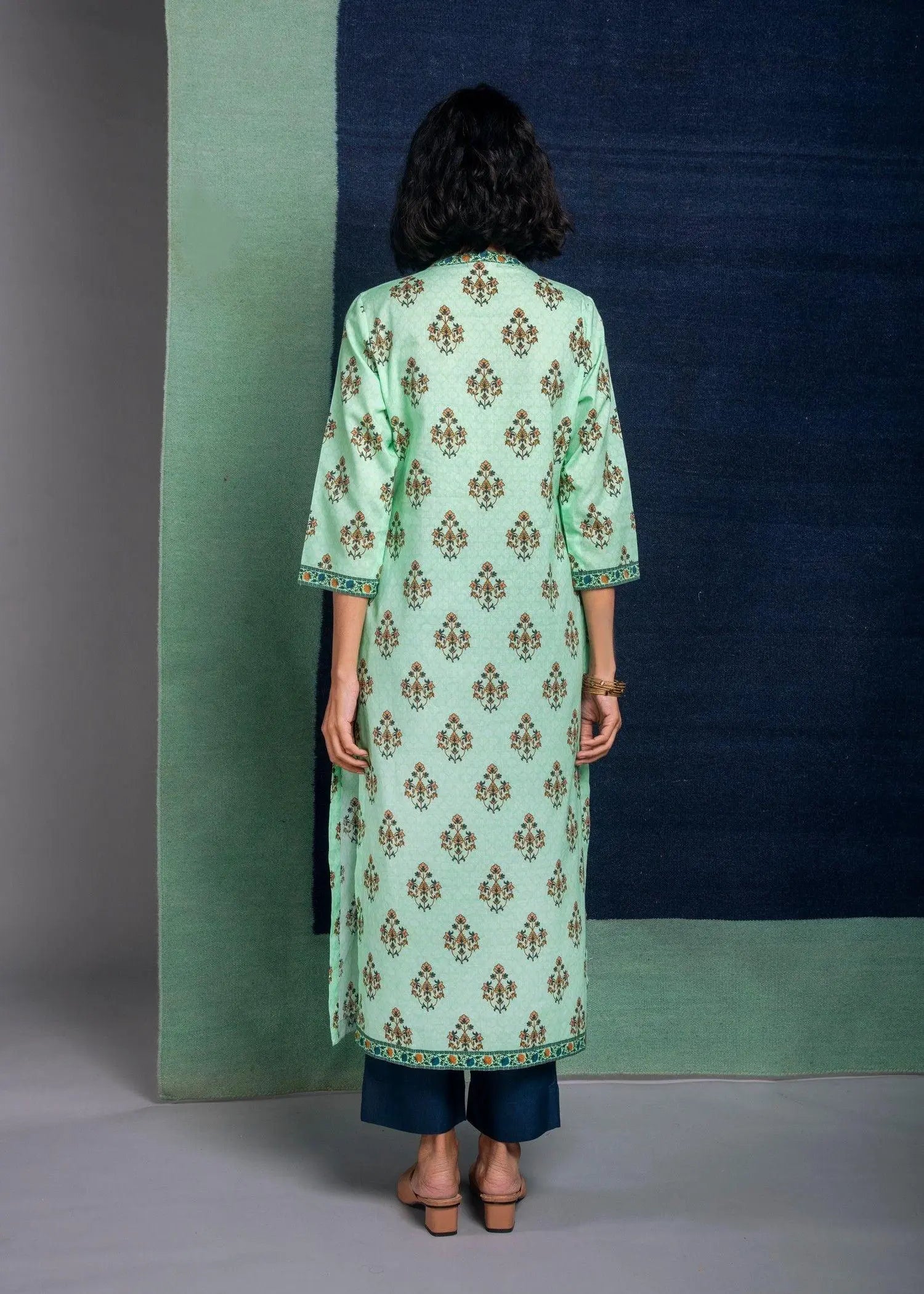 Smriti Green Straight Calf Length Cotton Kurta