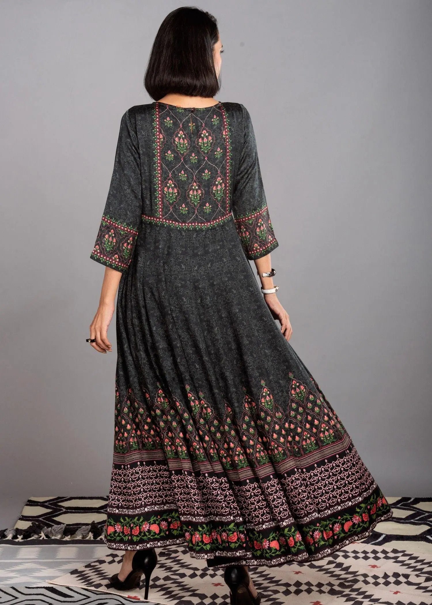 Usra Black Flared long Kurta