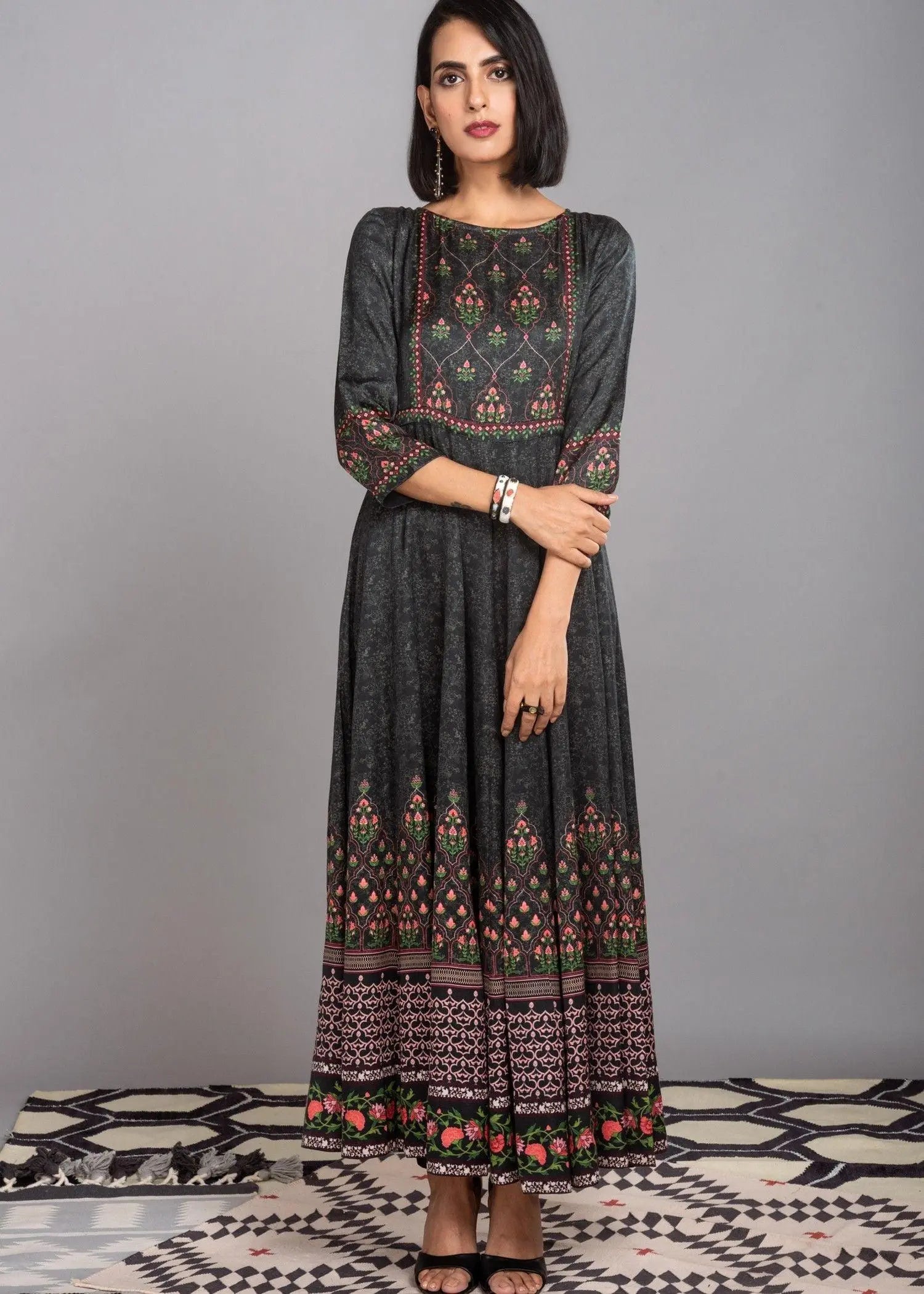 Usra Black Flared long Kurta