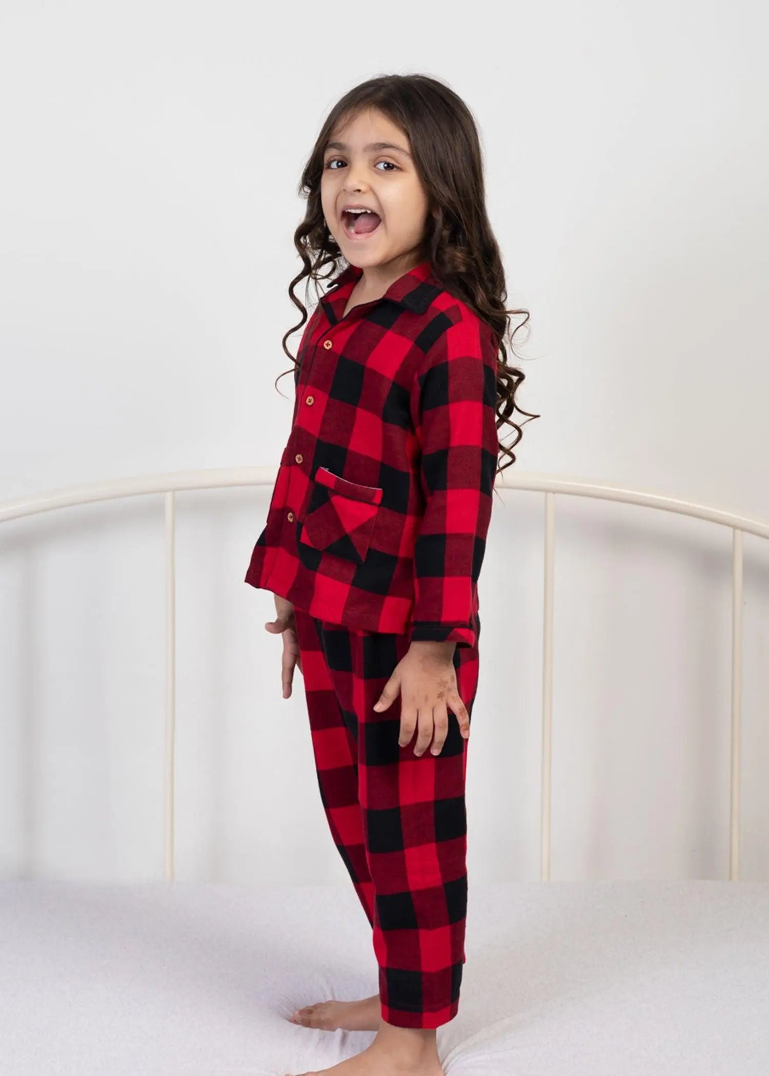 Checks Red Full Sleeves Nighsuit Unisex (1-14 Years)