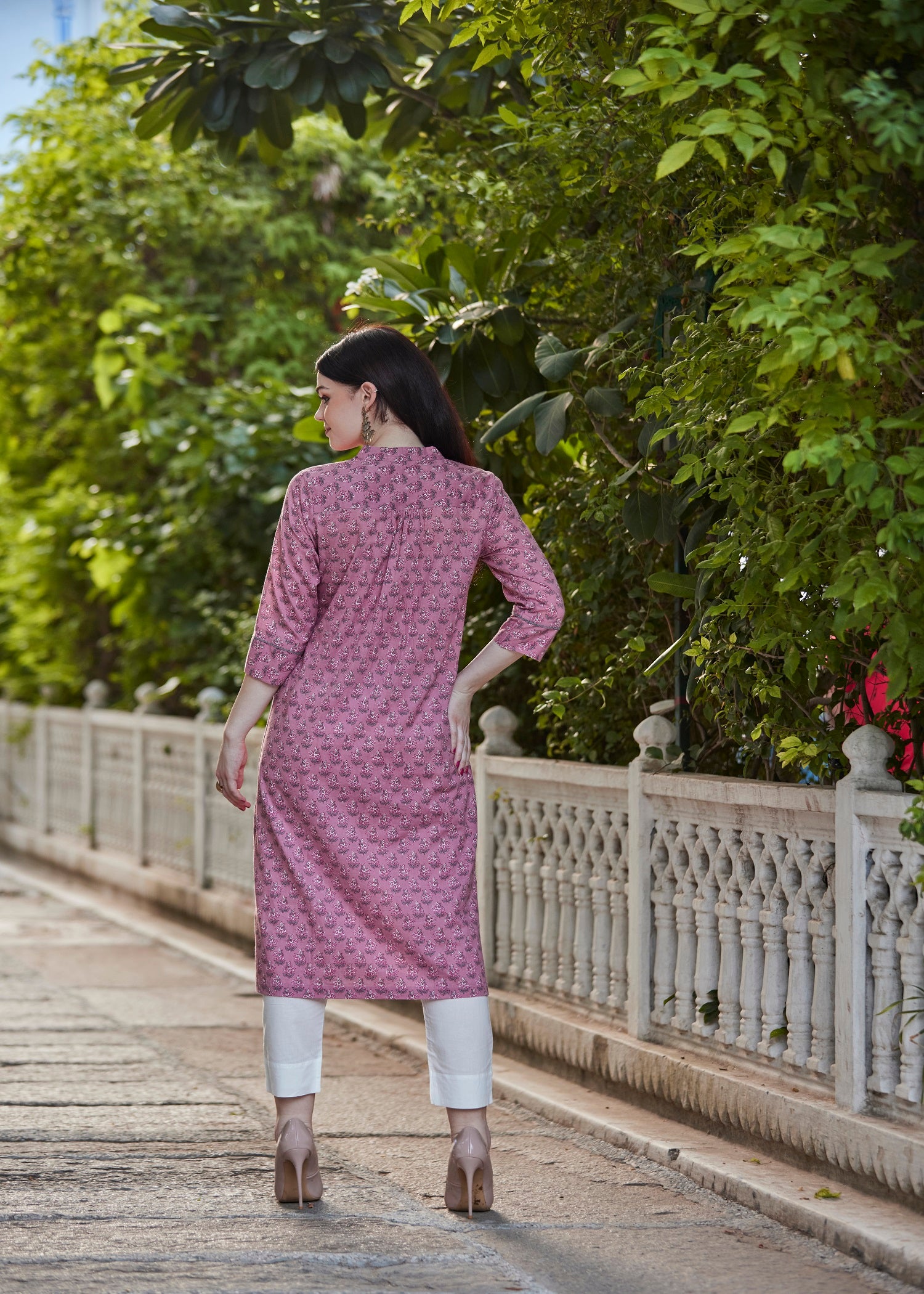 Meera Onion Pink Kurta