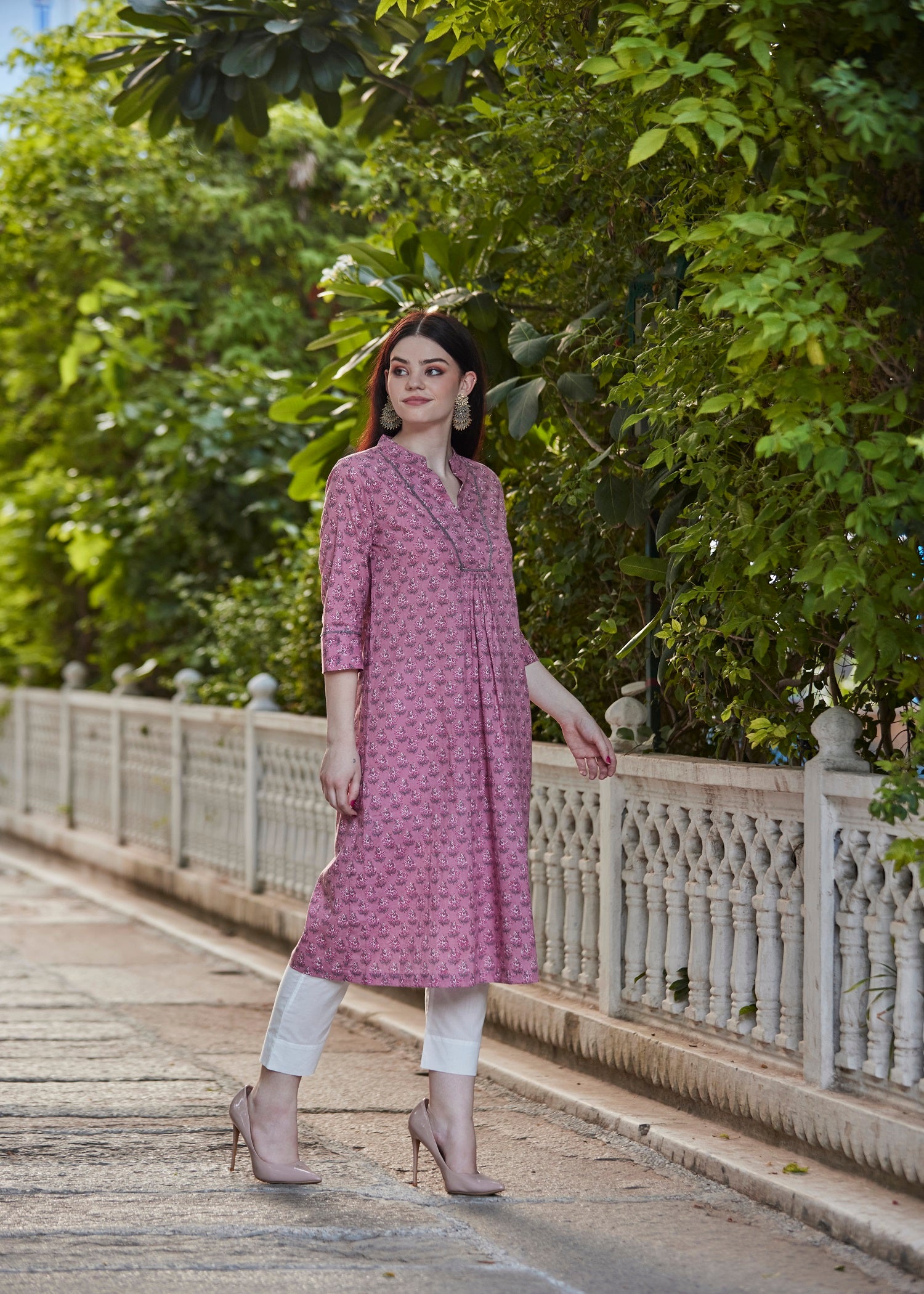 Meera Onion Pink Kurta