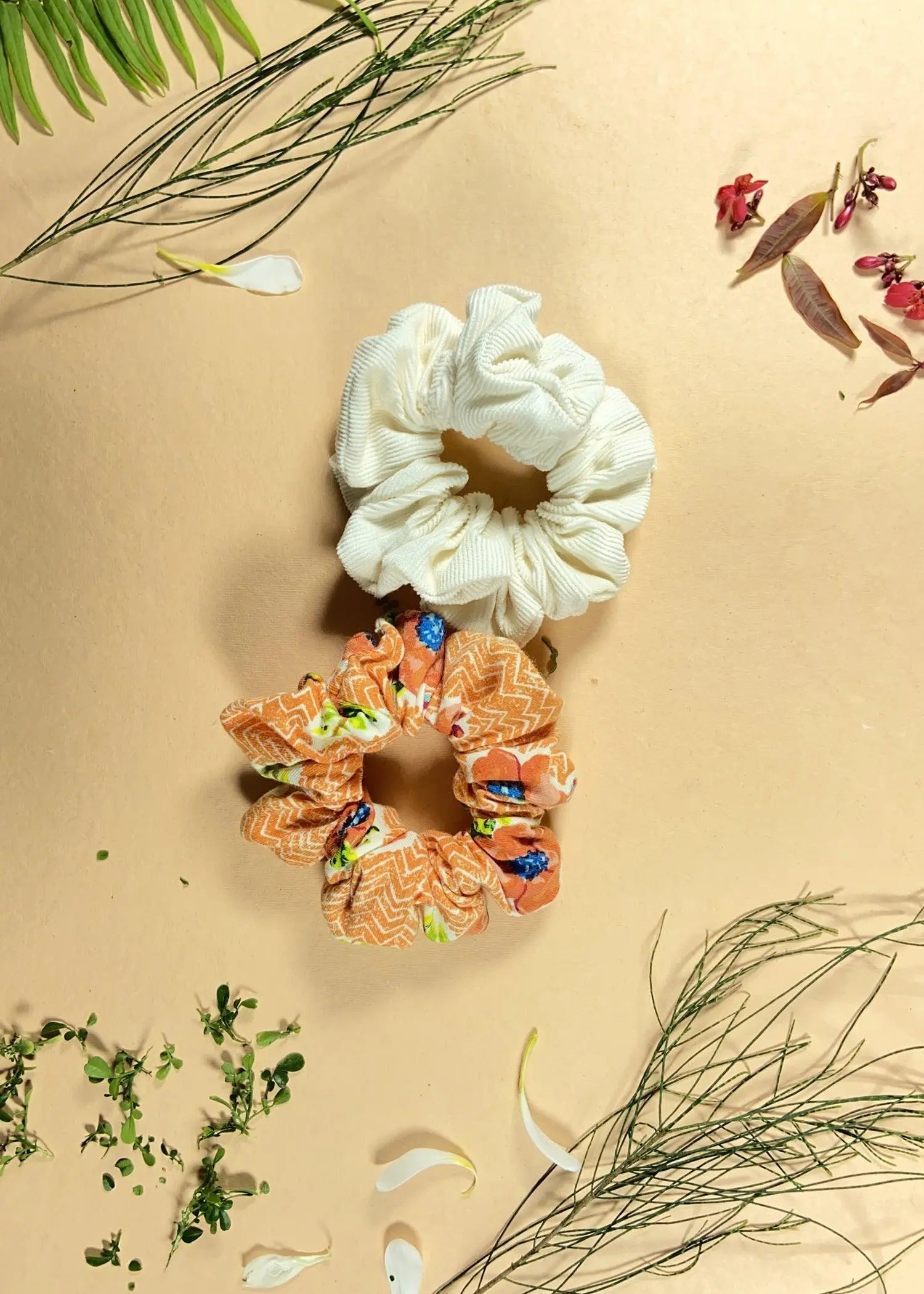 Scrunchies Cream/Orange (Set of 2) Medium