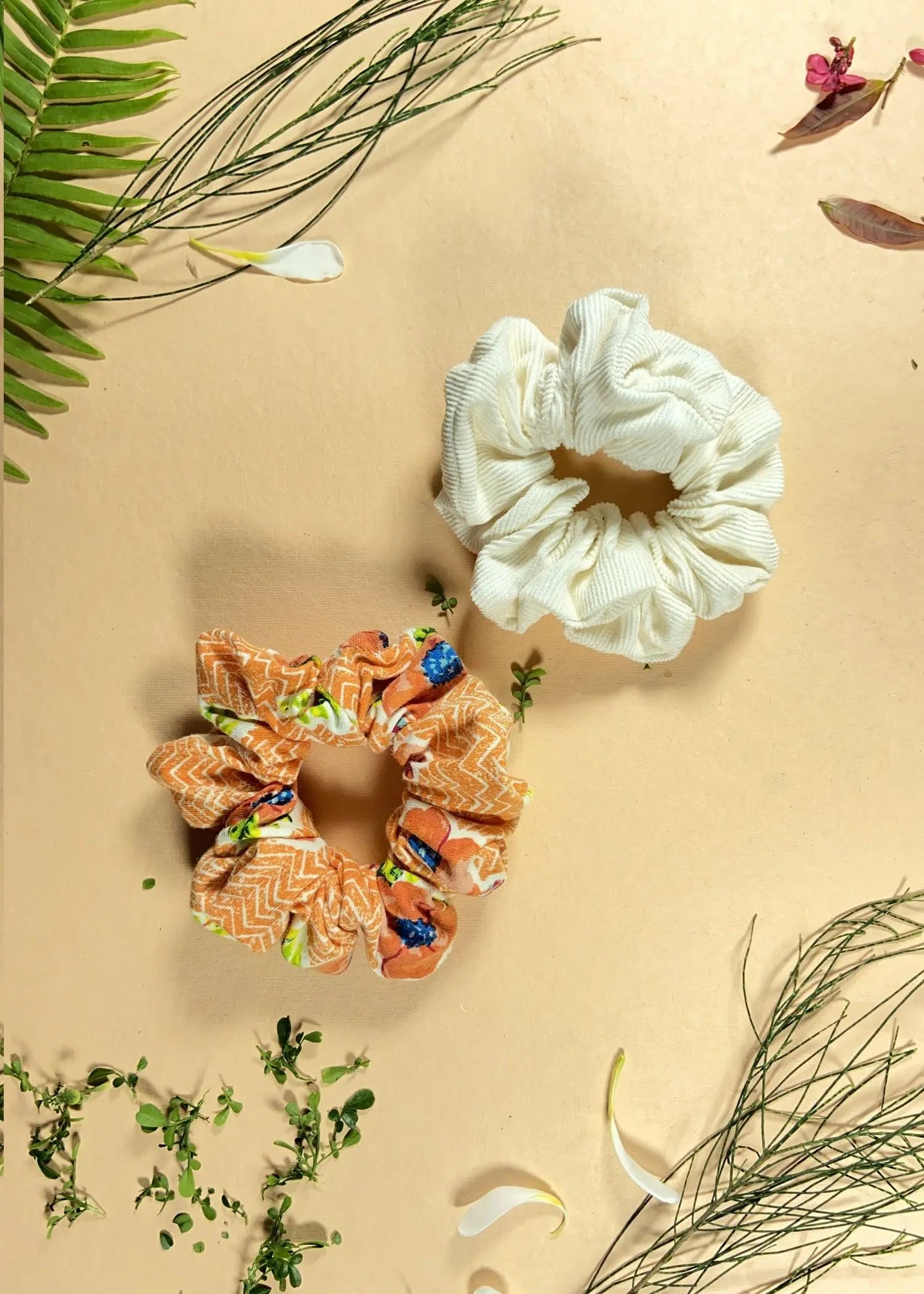 Scrunchies Cream/Orange (Set of 2) Medium