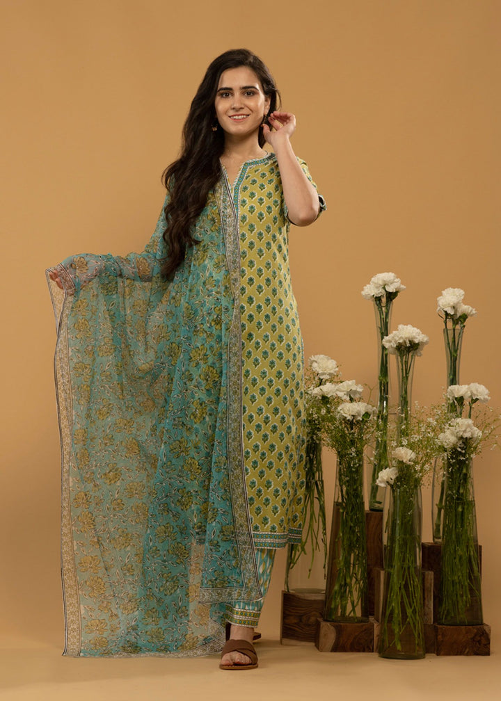 Shop Stylish and Comfortable Cotton Suit Sets Online | Ratan Jaipur