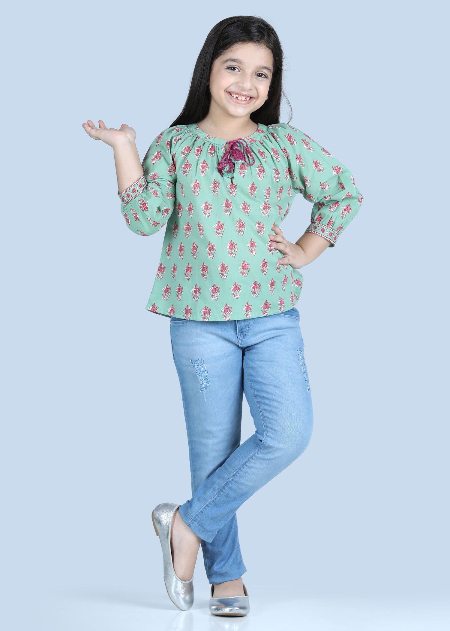 Sakshi Petunia Buti Green Cotton Top Girl (2-12 Years)