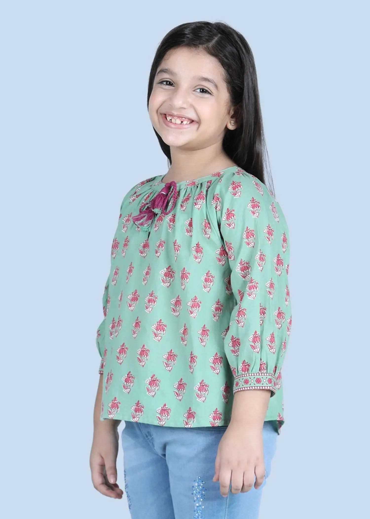 Sakshi Petunia Buti Green Cotton Top Girl (2-12 Years)